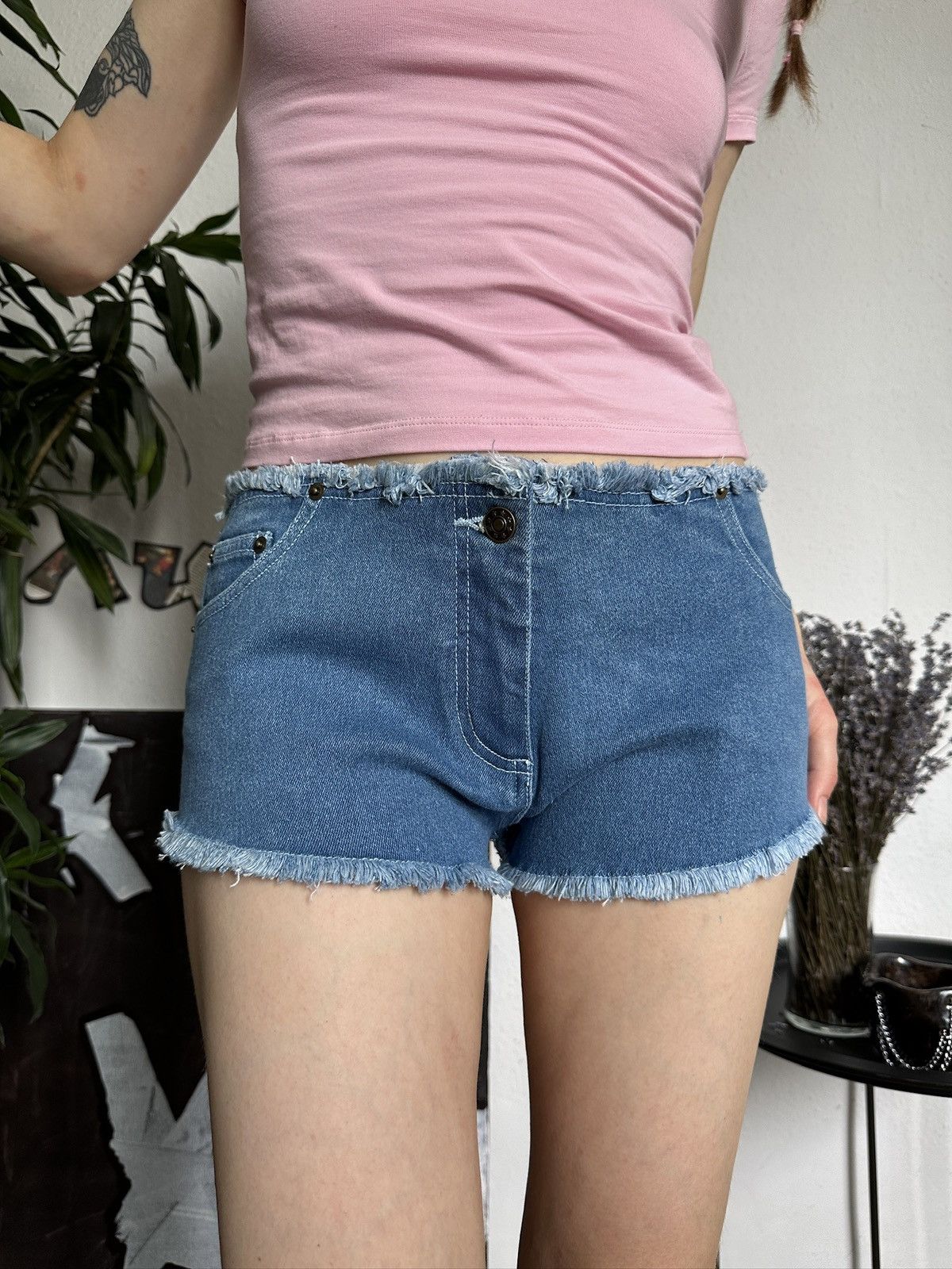 Beauty Beast × Vintage Vintage Sexy Mini Mico Shorts y2k Distressed Trim Size 27" / US 4 / IT 40 - 6 Thumbnail