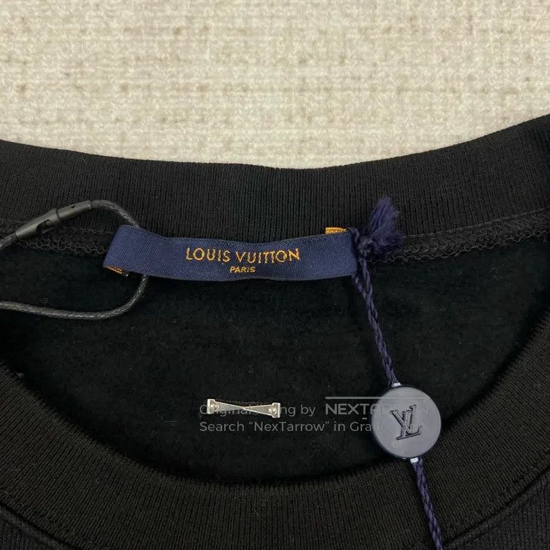 Louis Vuitton Louis Vuitton Instruction sticker logo pullover sweatshirt Size US XXL / EU 58 / 5 - 4 Thumbnail