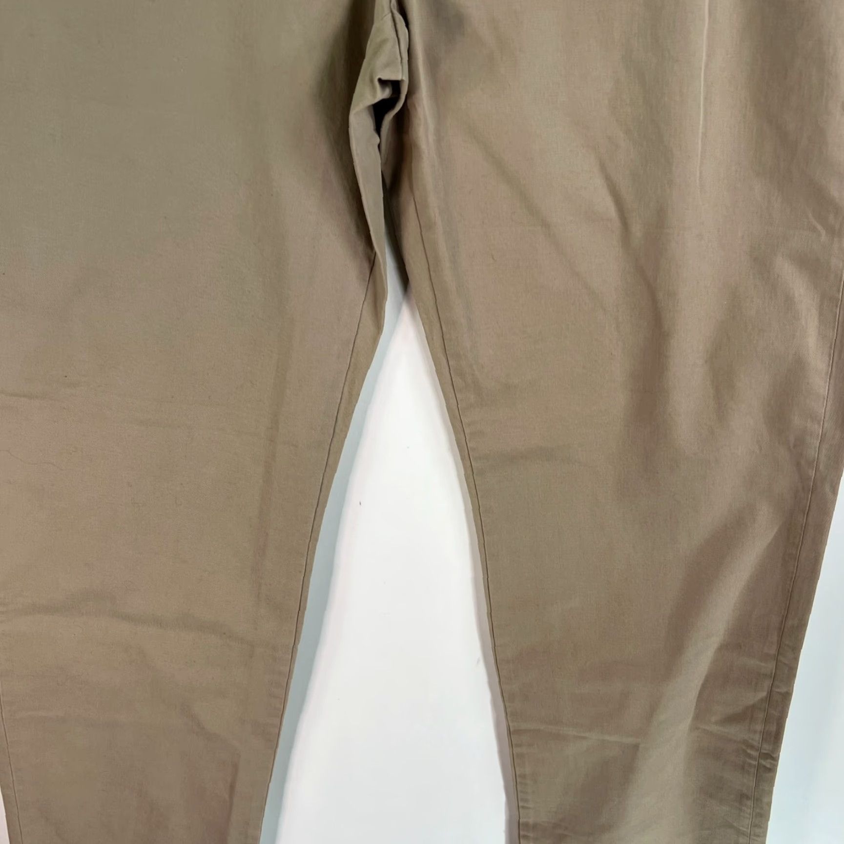 Lands' End Vintage Lands' End Men's Chino Pants Flat Front Khaki Business Casual Regular Fit Size 34 Inseam 34 Size US 34 / EU 50 - 3 Thumbnail