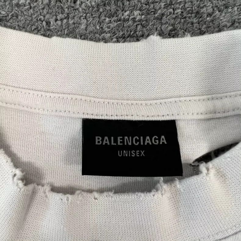 Balenciaga balenciaga distressed short sleeve t Size US M / EU 48-50 / 2 - 5 Thumbnail
