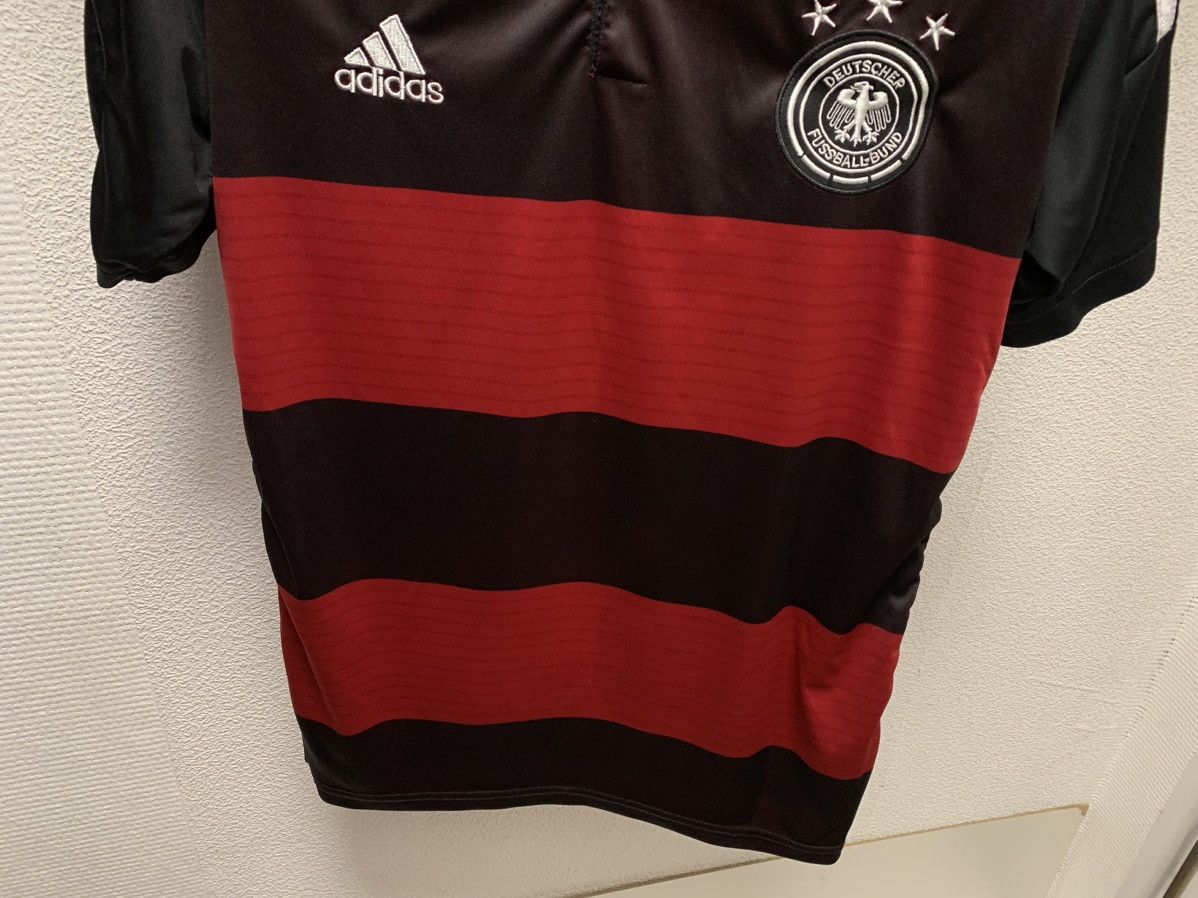 Adidas Adidas Germany national soccer jersey 2014 S-M sz Size US M / EU 48-50 / 2 - 4 Thumbnail