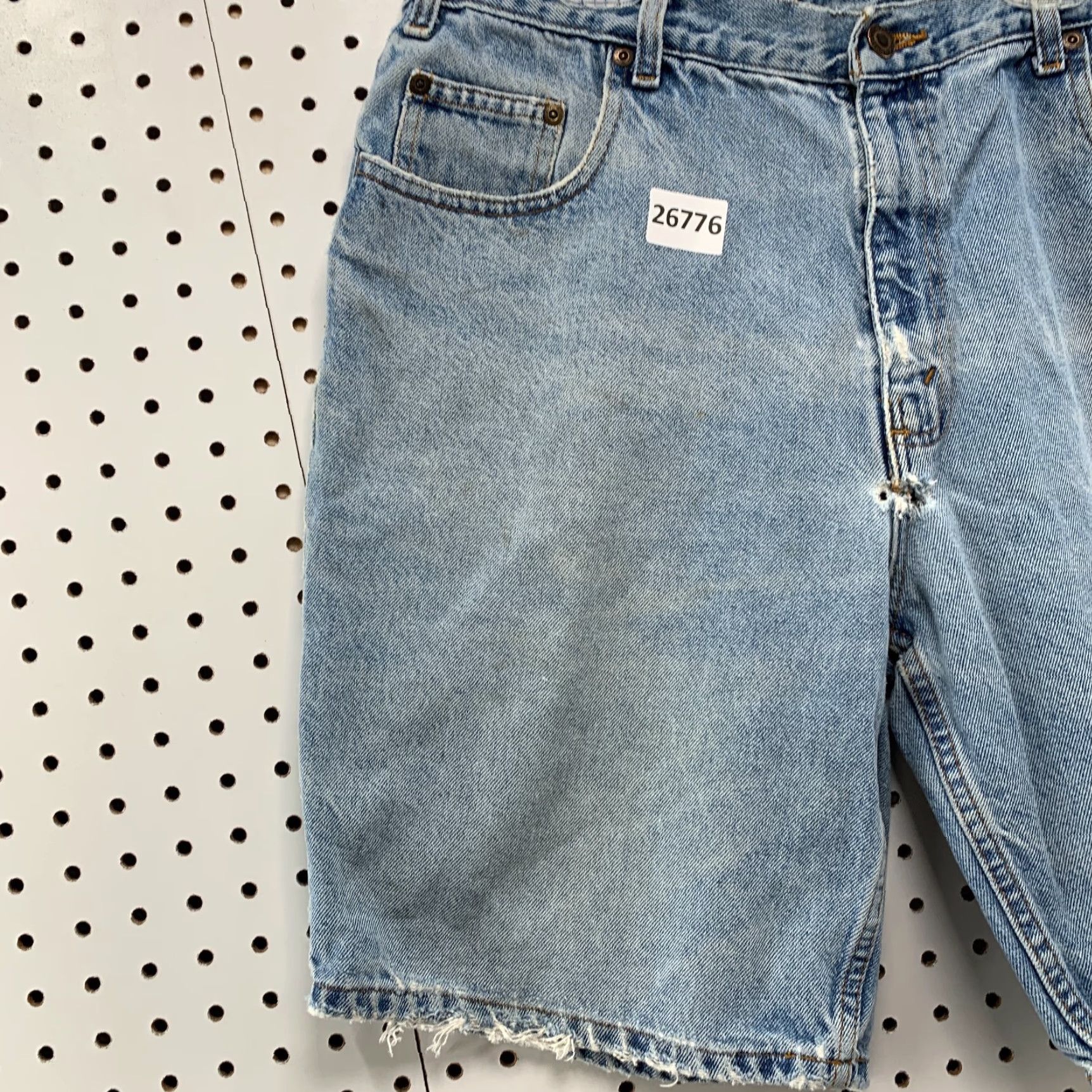 Denime VINTAGE Flying Jeanswear Denim Shorts 90s Mens 31x8.5 Blue Bermuda Jeanswear FlyinG Jeanswear 90s Mens Size 31 Men Regular 90s Vintage Clothing Size US 31 - 2 Thumbnail