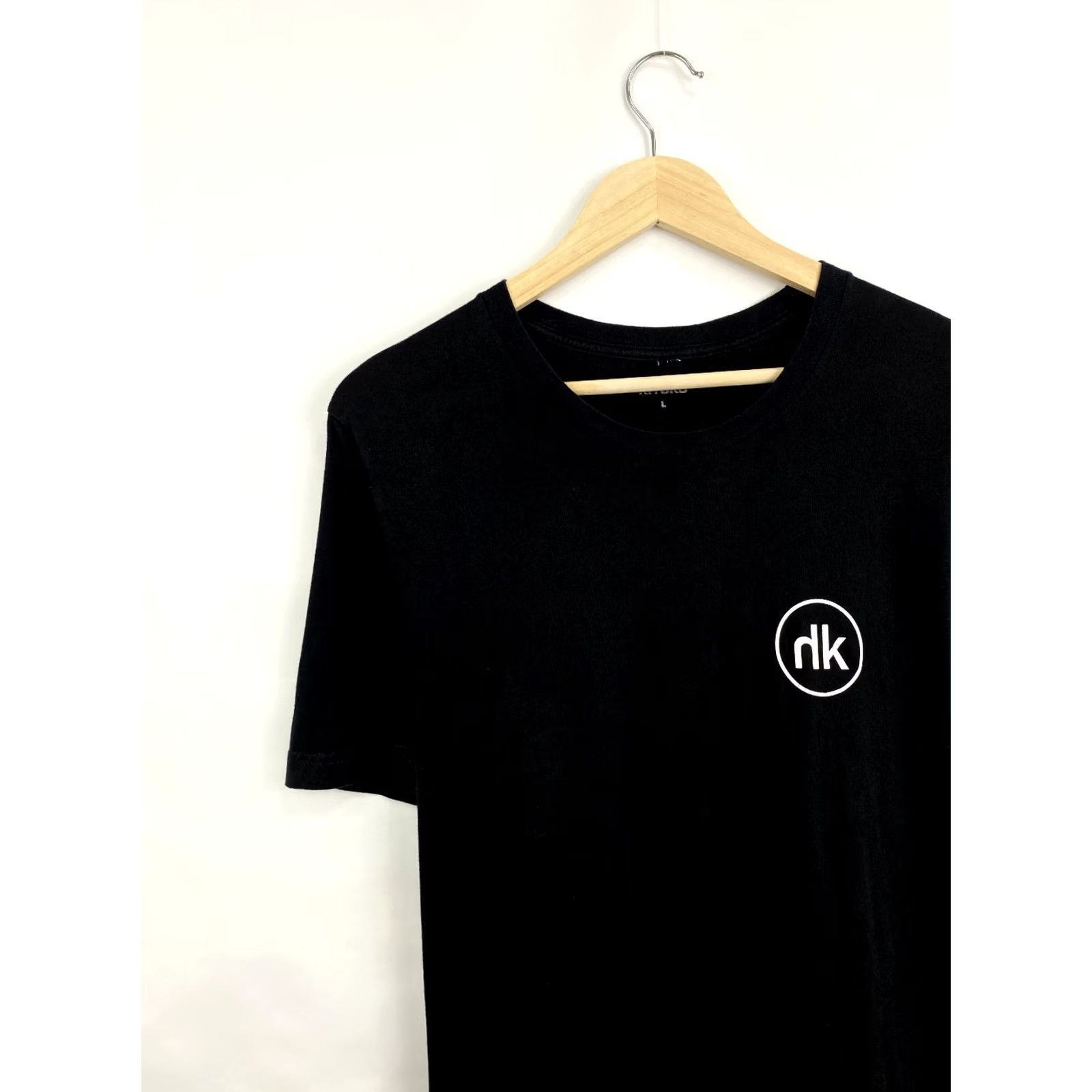 Gildan Hayley Kiyoko American Sexy girl t-shirt rare retro Y2K hype L black Mens T-Shirt Size US L / EU 52-54 / 3 - 7 Thumbnail