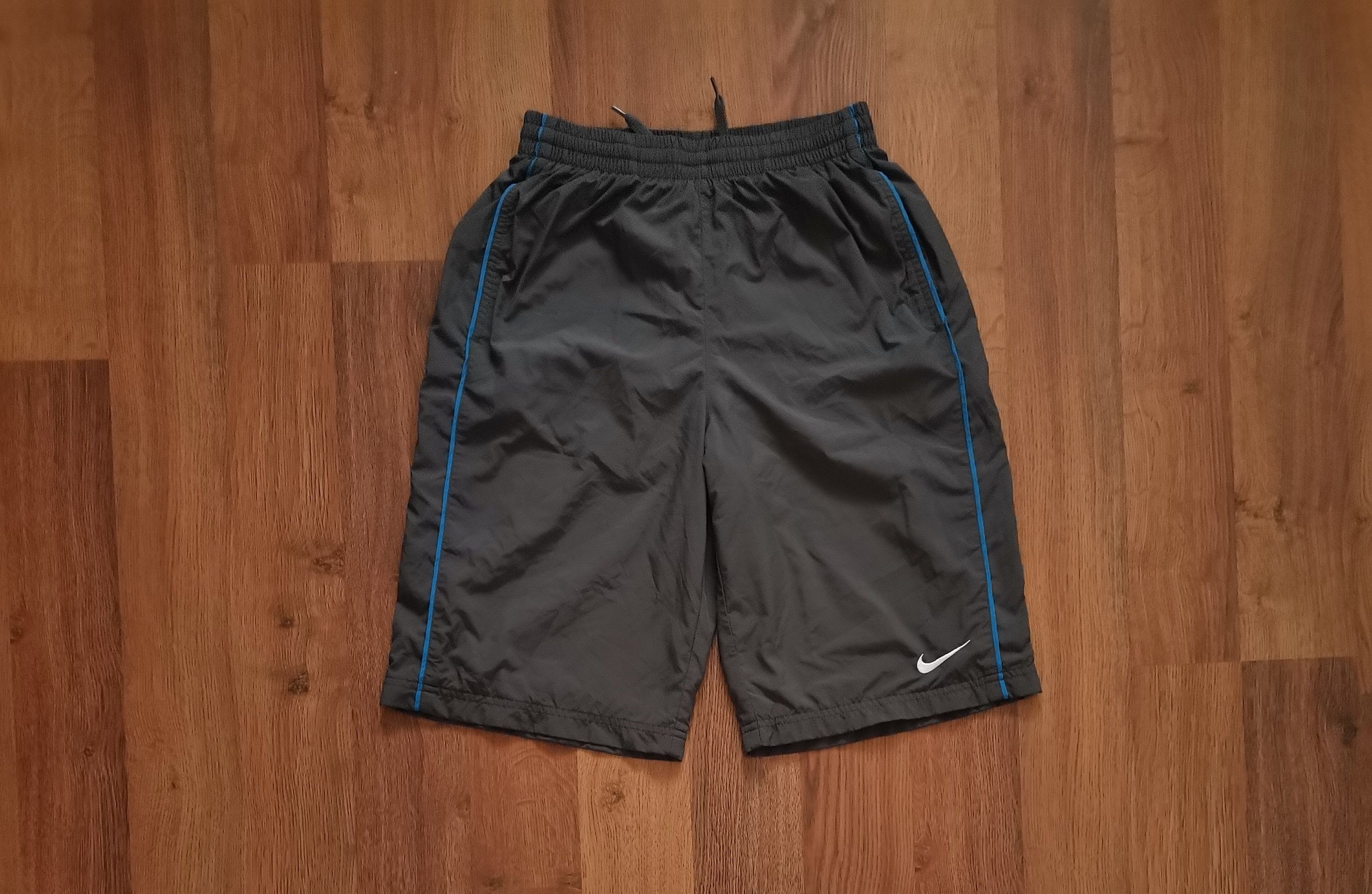 Nike Nike Shorts Size US 28 / EU 44 - 1 Thumbnail