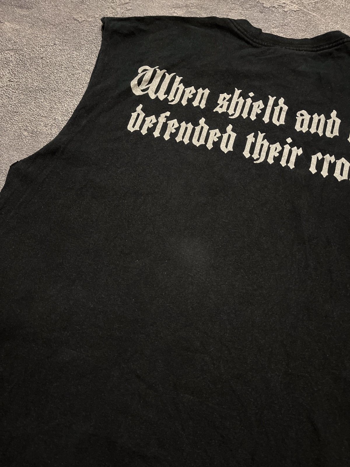Band Tees × Vintage Winterfylleth Medieval Helmet Graphic Tee 2014 Size US L / EU 52-54 / 3 - 4 Thumbnail