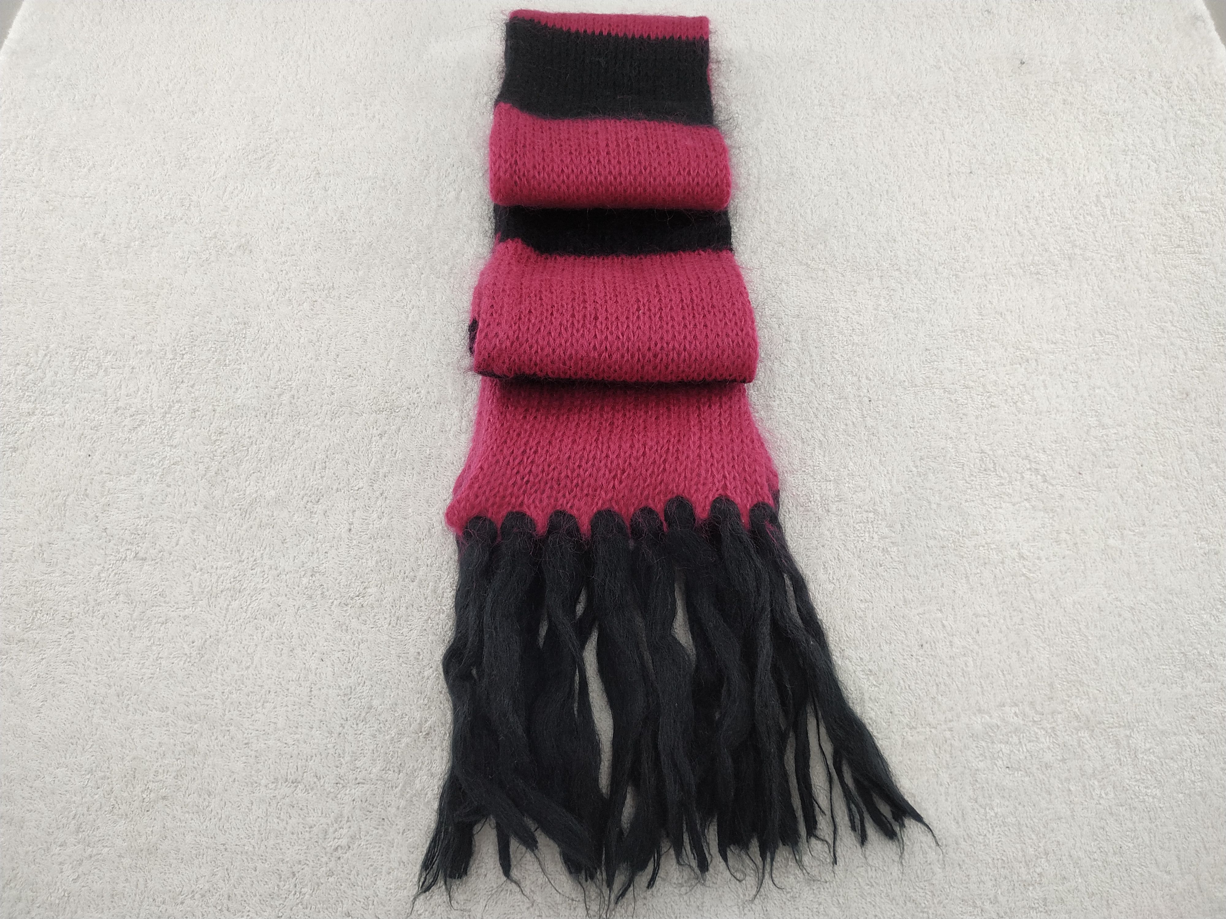 Japanese Brand Vintage Lovers Rock Skull Scarf/Muffler/Neckwear MF415 Size ONE SIZE - 2 Thumbnail