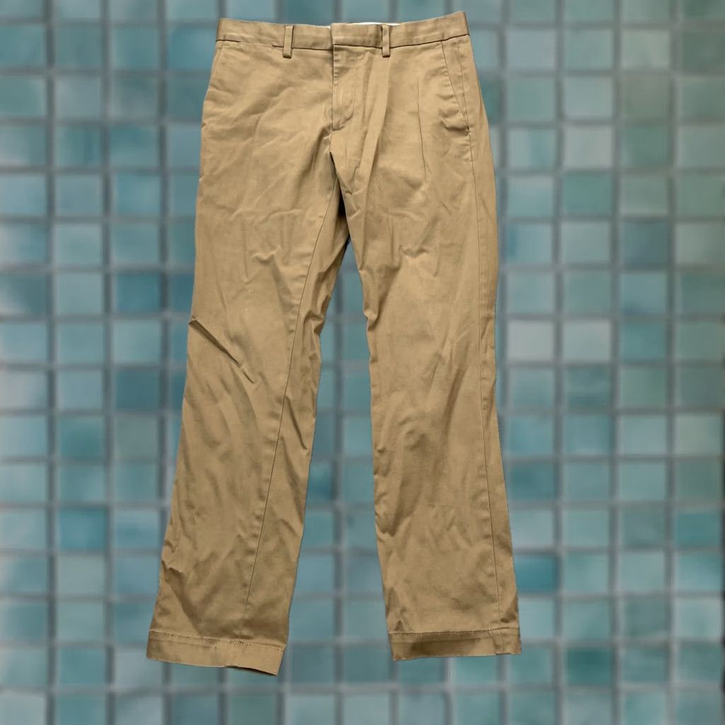 Banana Republic Banana Republic Pants Mens 30x30 Chino Slim Fit Cotton Straight Leg Brown Aiden City Preppy Casual Workwear 30 Mens Brown Cotton Slit? Size US 30 / EU 46 - 1 Thumbnail