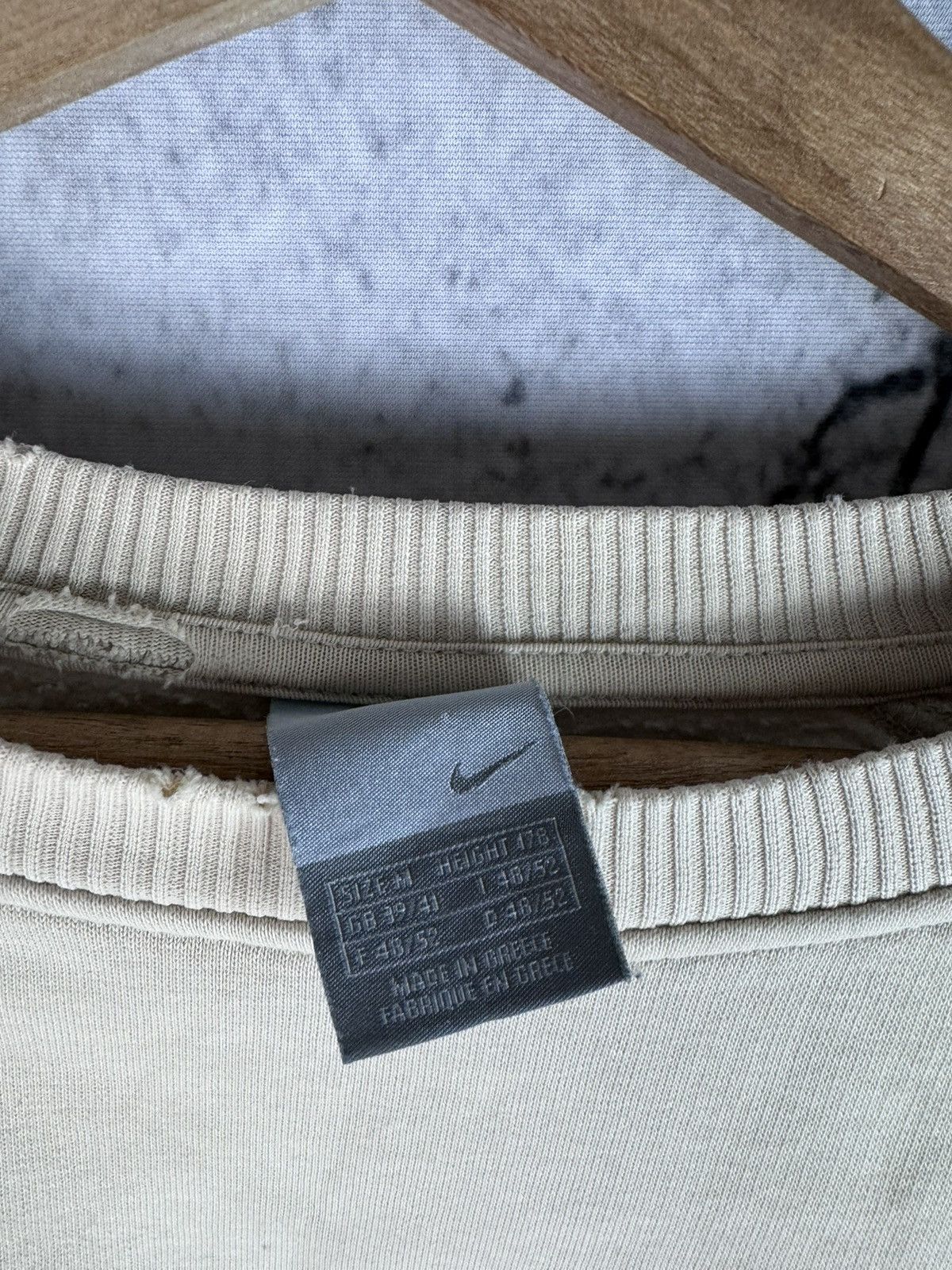 Nike Nike Vintage distressed Big Center Swoosh Boxy Sweatshirt Size US M / EU 48-50 / 2 - 2 Thumbnail