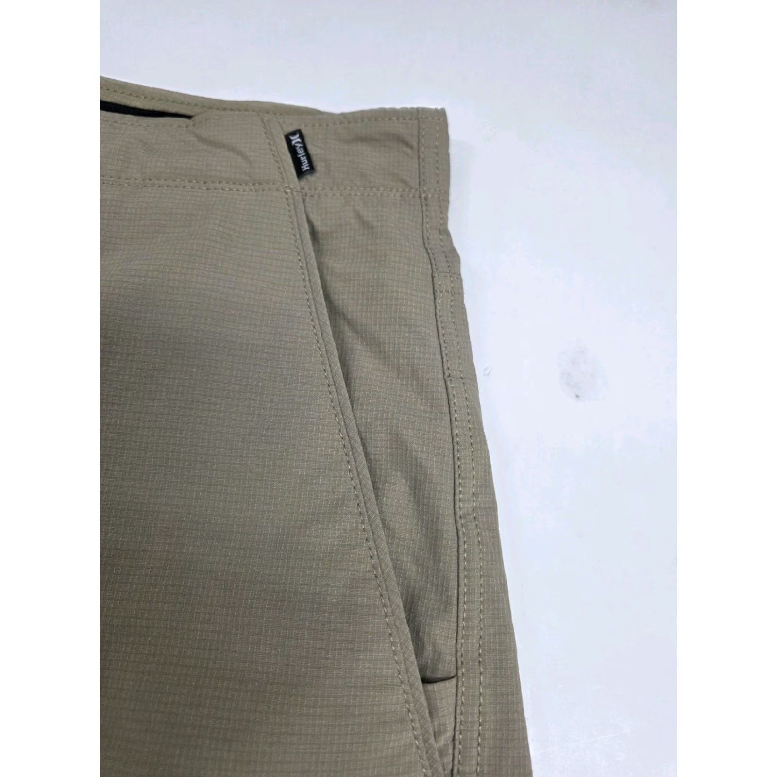 Hurley Hurley Mens Phantom Beige Chino Shorts 36 Regular Flat Front Zip Back Pocket Nylon Blend Short Pants Beige Mens Size US 36 / EU 52 - 7 Thumbnail