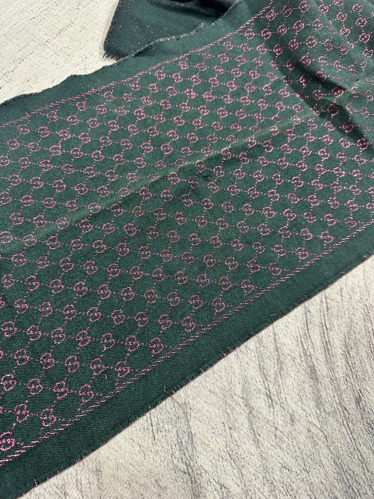 Gucci Gucci Scarf GG Monogram Pattern Green and Pink Size ONE SIZE - 6 Thumbnail