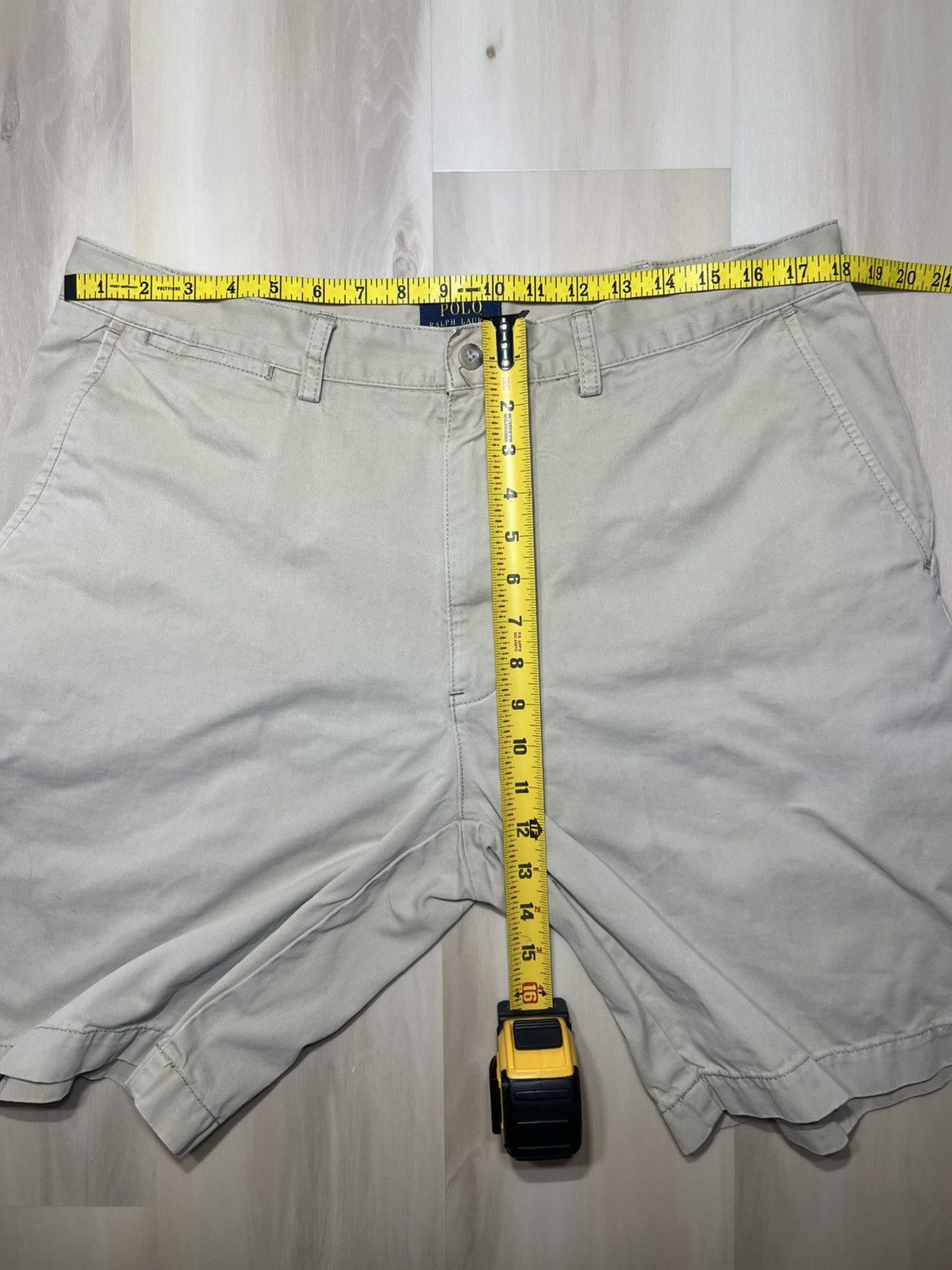 Polo Ralph Lauren Polo Ralph Lauren Men's Chino Shorts Sz 36 Beige Flat Front Size US 36 / EU 52 - 4 Thumbnail