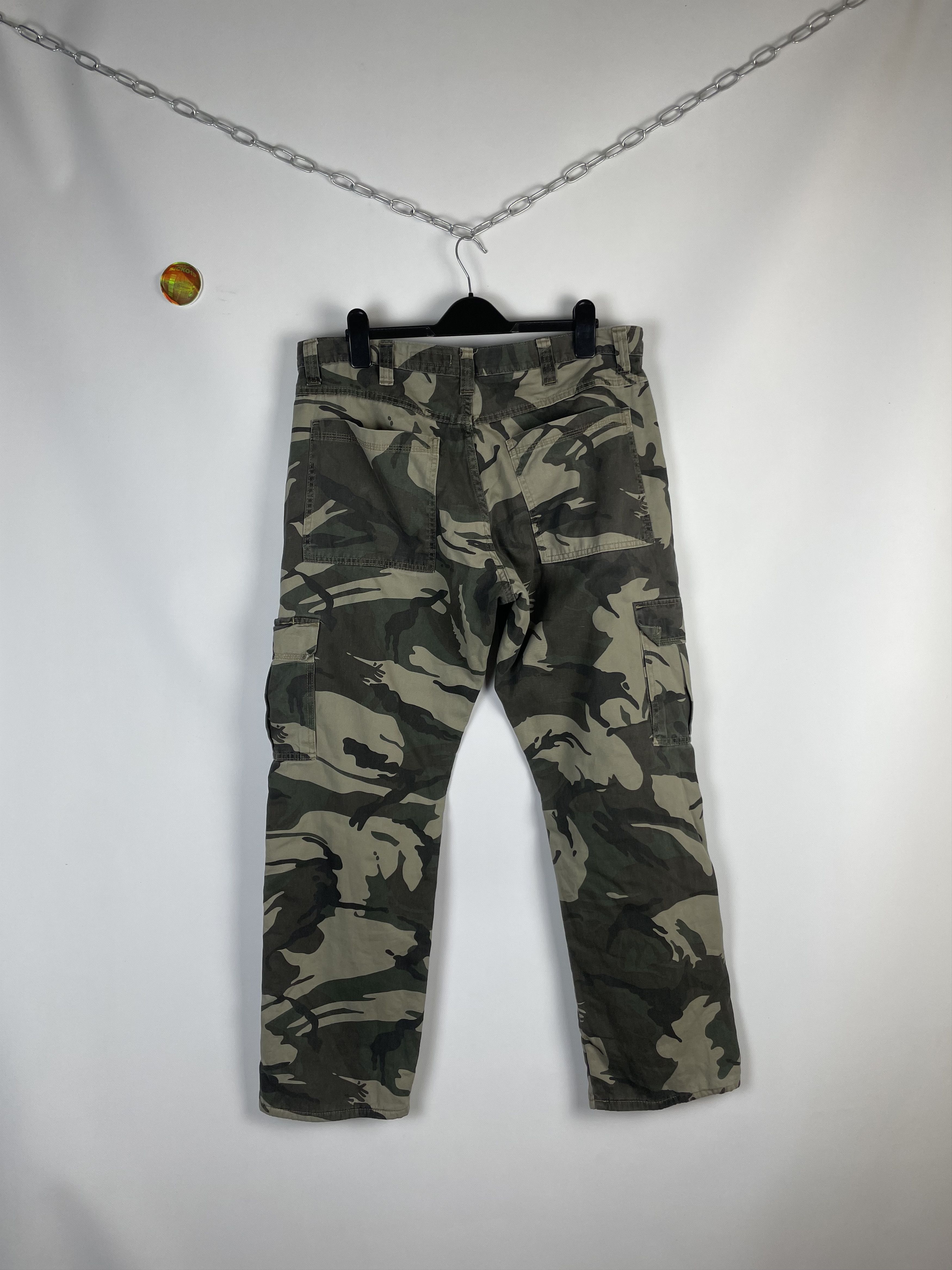 Vintage Vintage Wrangler Cargo Pants Military Baggy Fit y2k Size US 34 / EU 50 - 1 Thumbnail