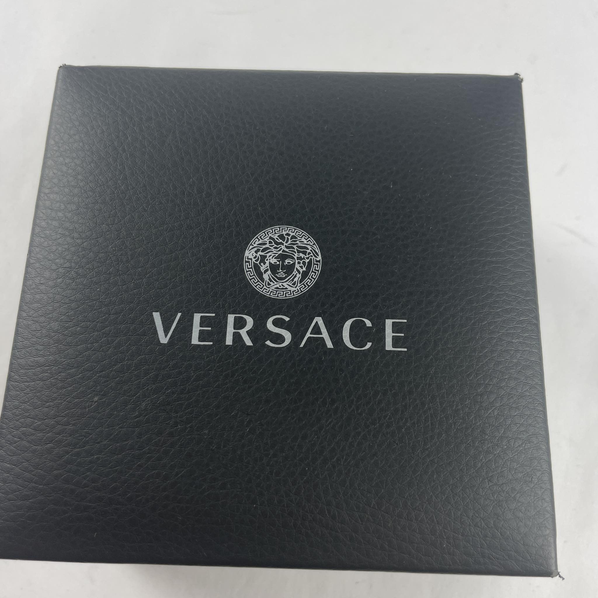 Versace NEW Versace Gold Plated White Pearl Medusa Necklace Size ONE SIZE - 10 Thumbnail