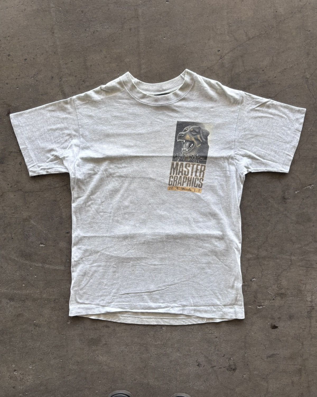 Fruit Of The Loom 1992s Master Graphics Hawaii Rott n Roll Tee Size US L / EU 52-54 / 3 - 1 Thumbnail