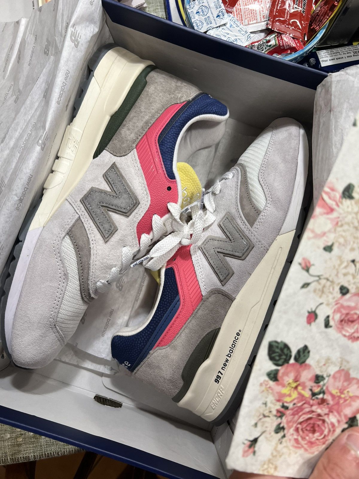 Aime Leon Dore × New Balance Aime Leon Dore New Balance 997 Canary Yellow Size US 10 / EU 43 - 6 Thumbnail