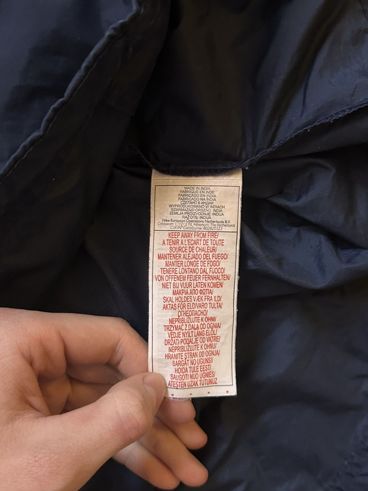 Nike RARE Vintage Nike Team Training Center Archive Windbreaker L Size US L / EU 52-54 / 3 - 8 Thumbnail