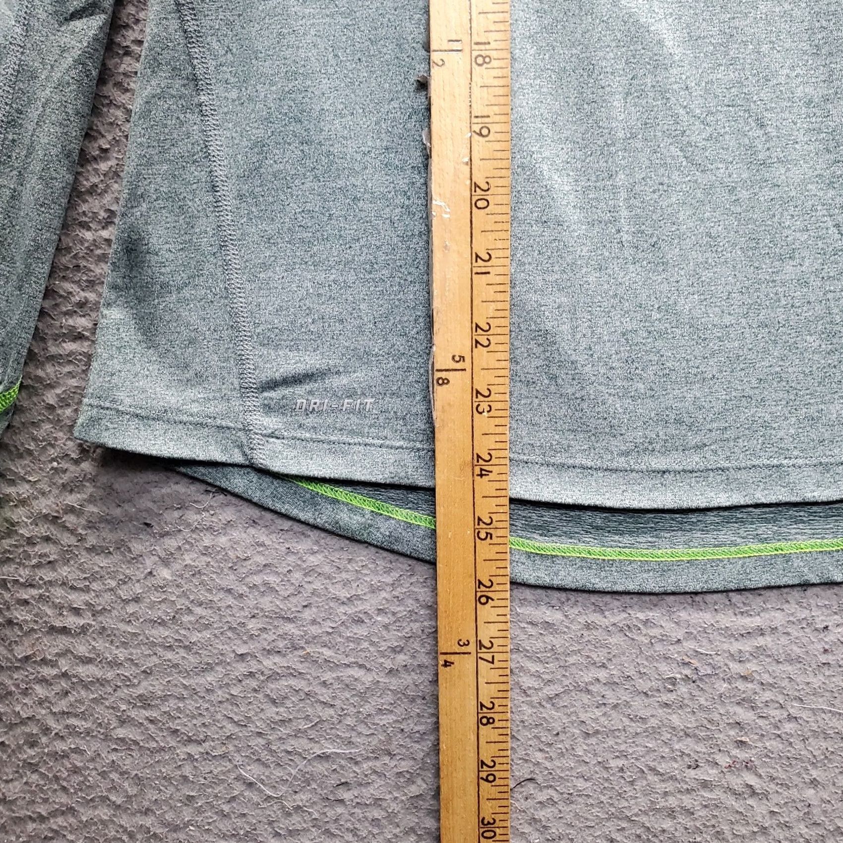 Nike Nike Dri-Fit Womens 1/4 Zip Pullover Slim Fit S Green Running Thumb Hole Sleeve Shirt Size S / US 4 / IT 40 - 3 Thumbnail