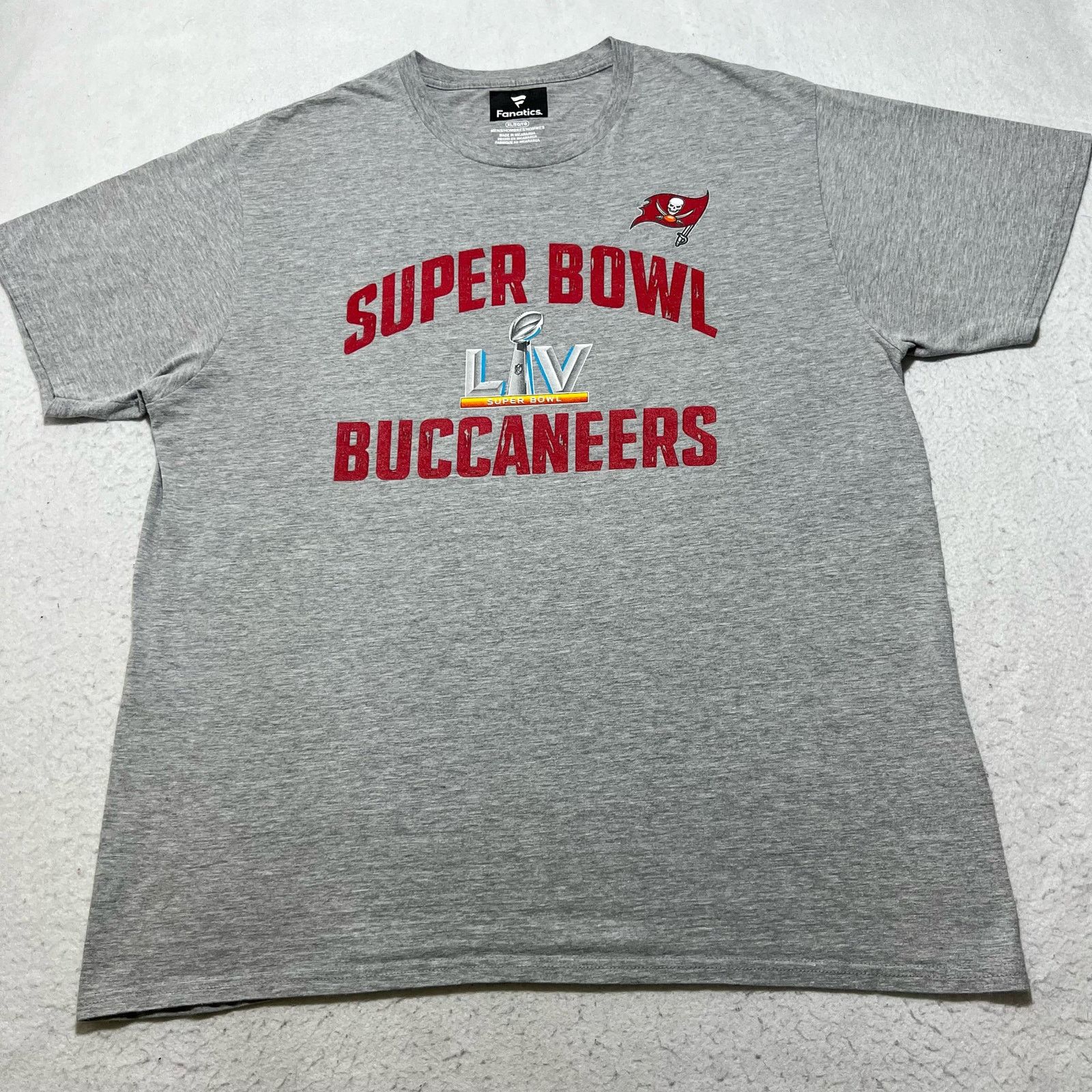 NFL Tampa Bay Buccaneers Super Bowl LV Football Graphic T Shirt Size US XL / EU 56 / 4 - 1 Thumbnail