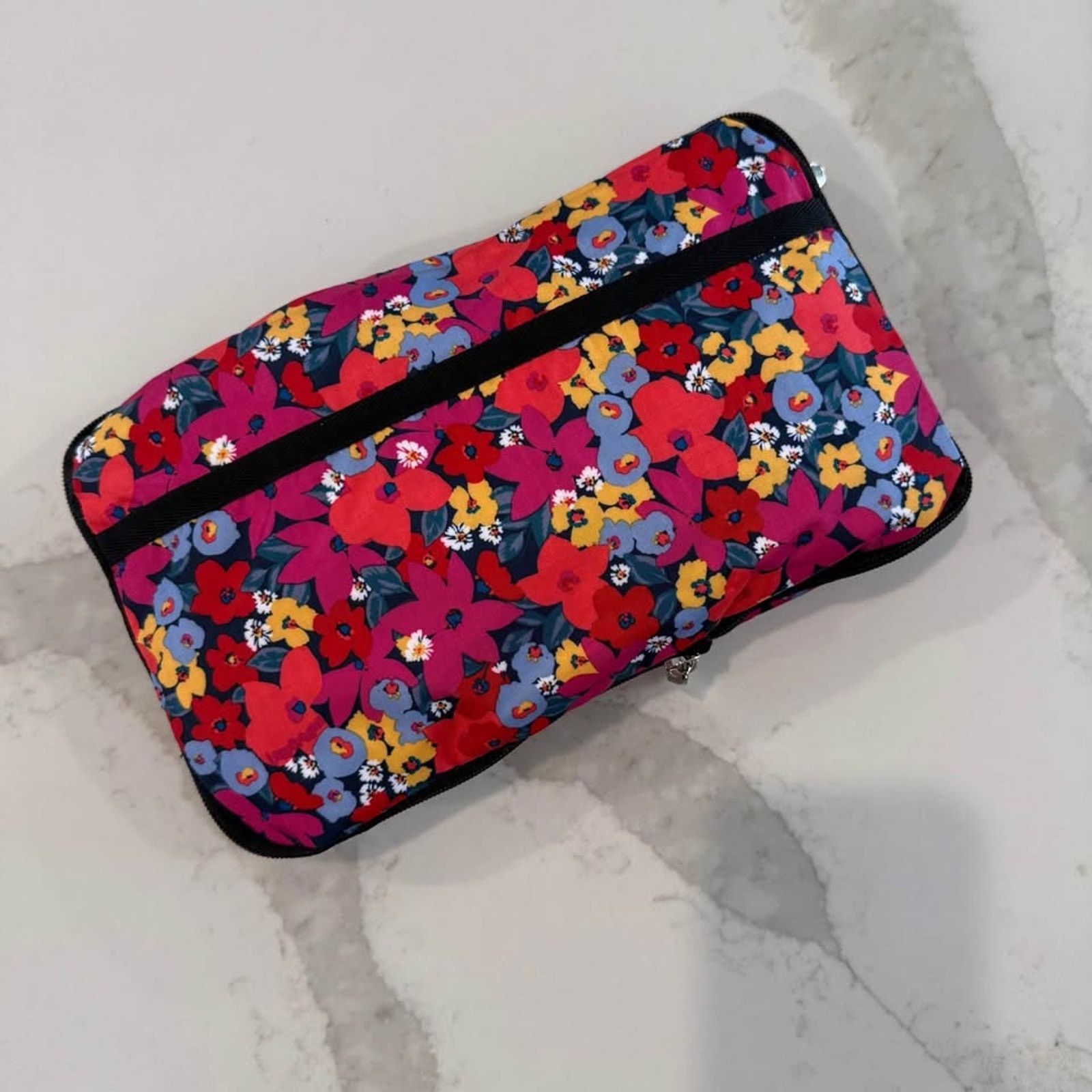 LeSportsac LeSportsac Packable Nylon Slim Tote Bag Adjustable Crossbody Size ONE SIZE - 8 Thumbnail