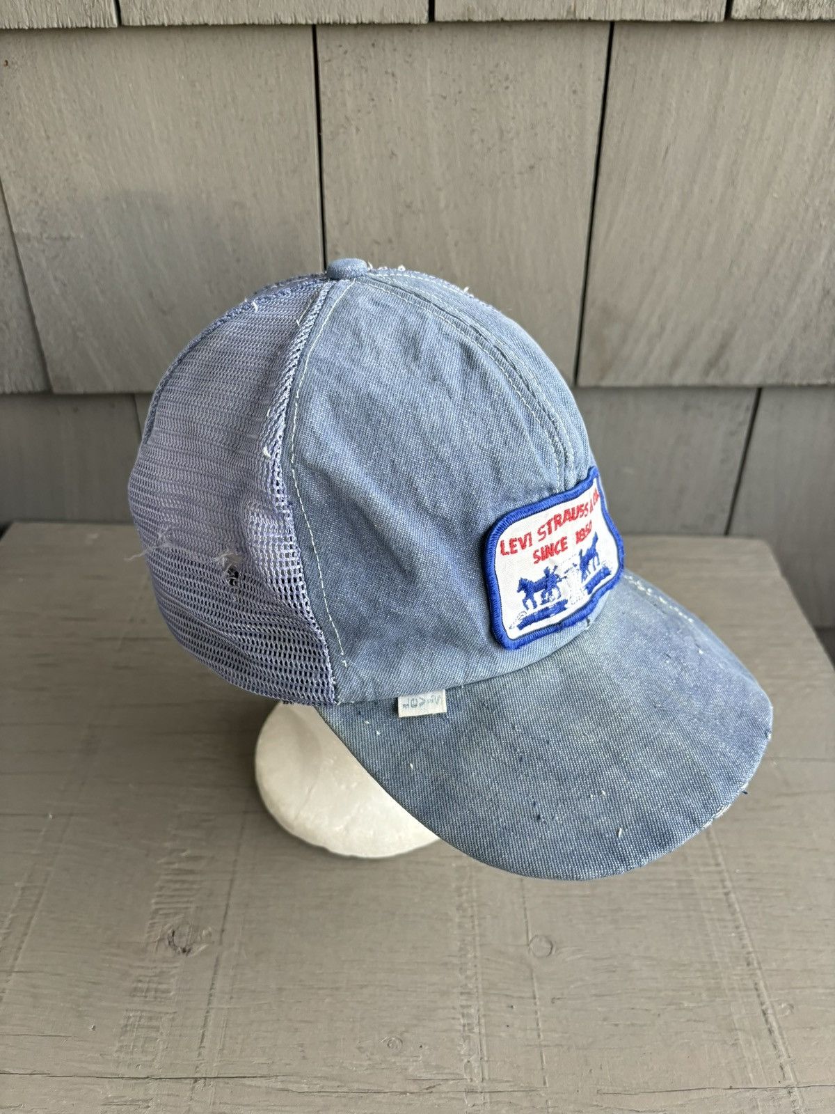 Levi's Vintage Levi's Trucker Hat Thrashed Denim 70s 80s Mesh Jeans Size ONE SIZE - 15 Thumbnail