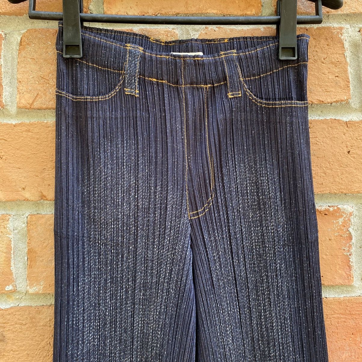 Pleats Please Issey Miyake Pleats Please Printed Jeans Flare Pants Size 25" / US 0 / IT 36 - 5 Thumbnail