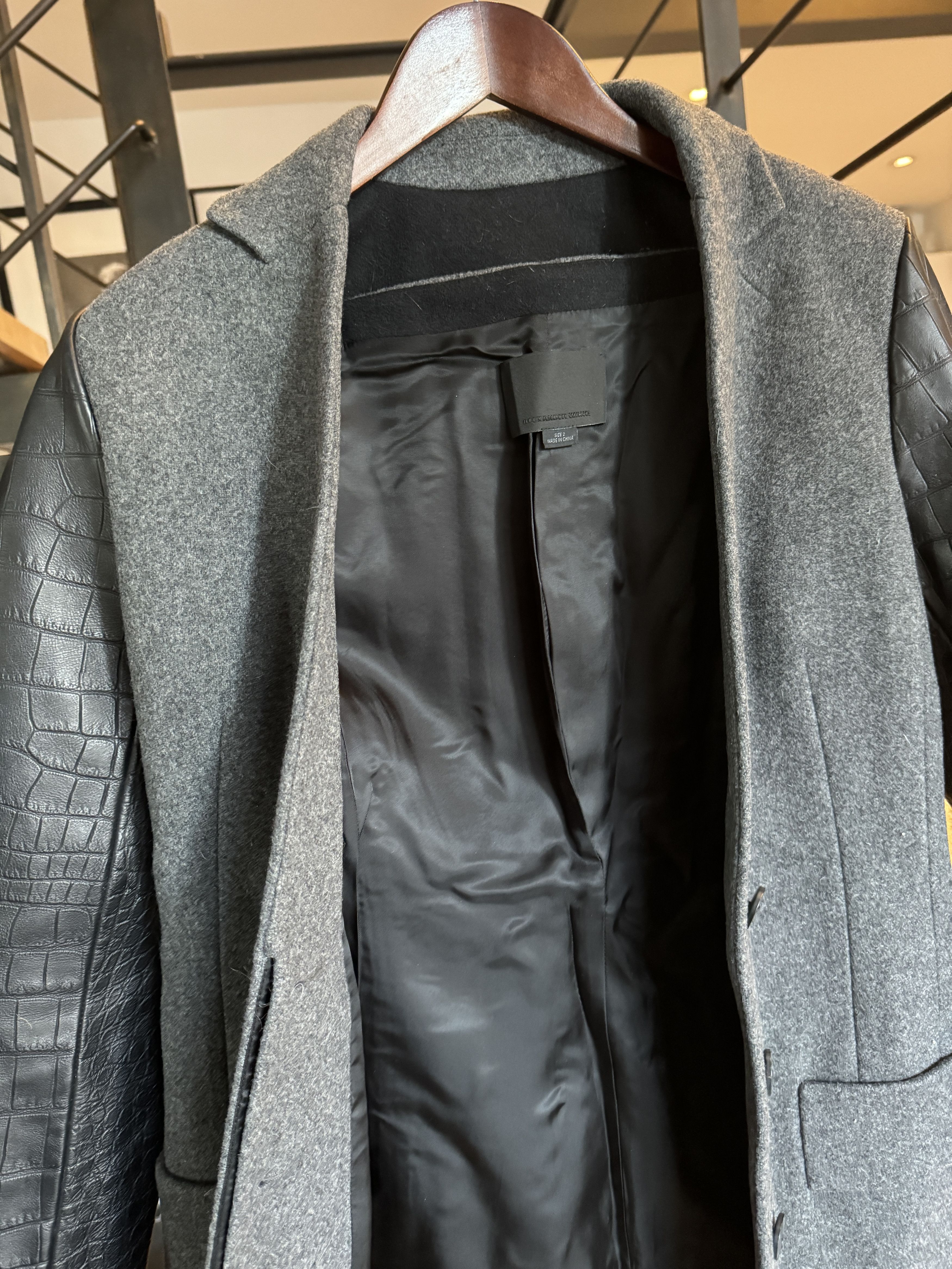 Alexander Wang Alexander Wang grey wool blend coat with croc sleeves Size XS / US 0-2 / IT 36-38 - 8 Thumbnail