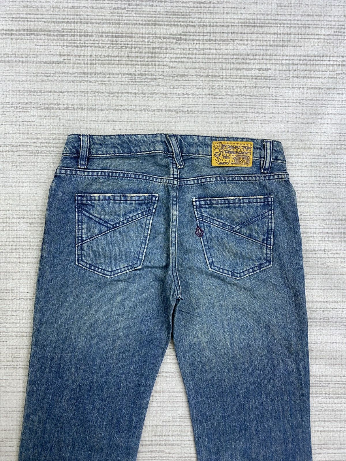 Le Grande Bleu (L.G.B.) × Vintage × Volcom Vintage Flared Volcom Liberated Bootcut Style Denim Pants Size US 30 / EU 46 - 13 Thumbnail
