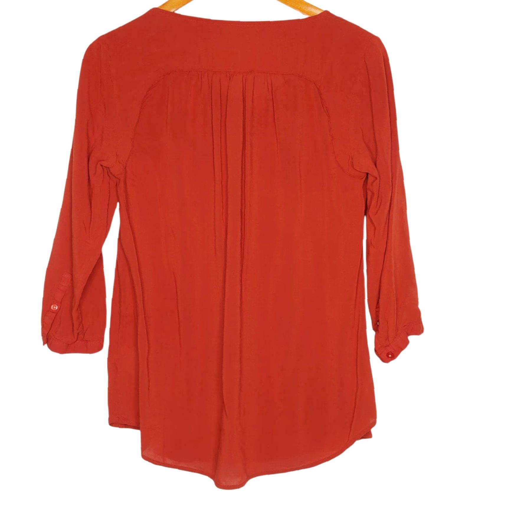 Vintage Maeve Blouse Women 6 Embroidered Button Rust Orange Half Sleeve Scoop Neck Casual Vintage No (adjust as needed to fit allowed) Size M / US 6-8 / IT 42-44 - 2 Thumbnail
