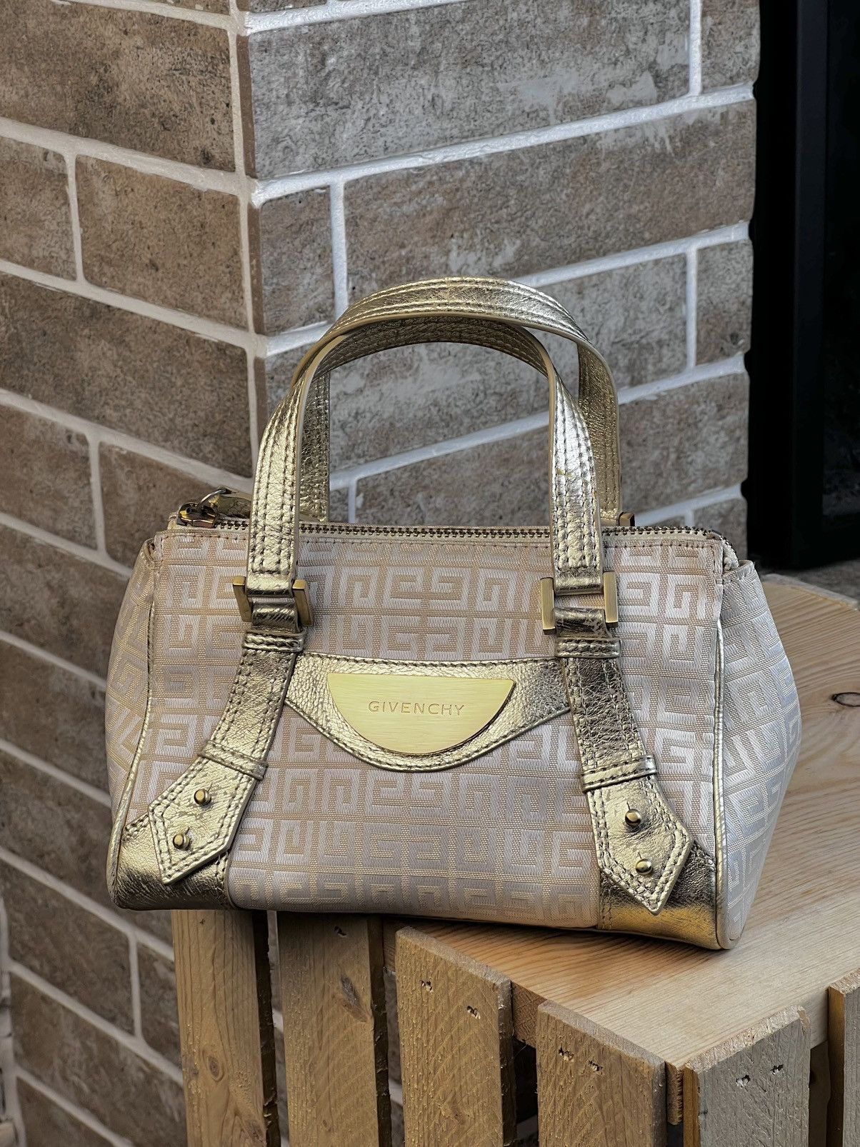 Givenchy Givenchy Cloth Gold Beige Pattern Mini Handbag Size ONE SIZE - 1 Thumbnail