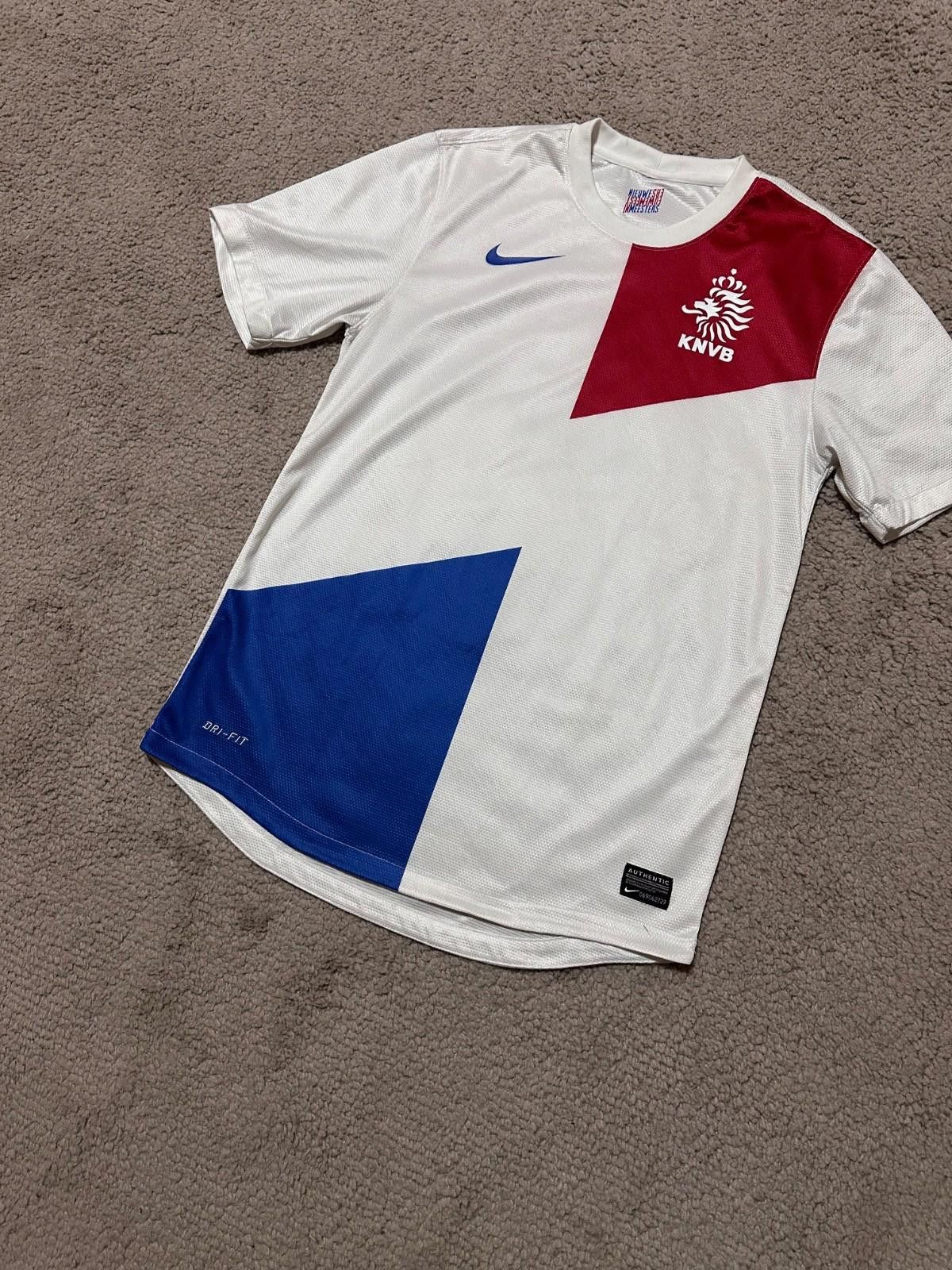 Nike NETHERLANDS 2013 2014 AWAY FOOTBALL SHIRT SOCCER JERSEY NIKE Size US S / EU 44-46 / 1 - 2 Thumbnail
