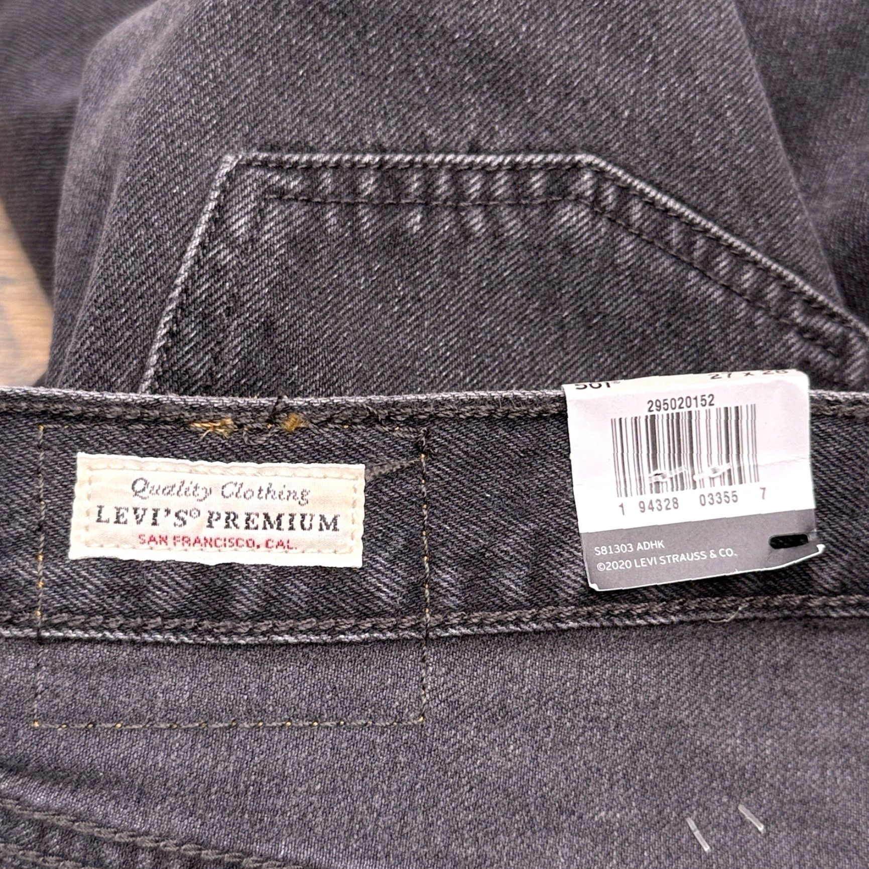 Levi's Levi's 501 Skinny Jeans Womens 27x28 High Rise Button Fly Non Stretch Dark Black 90s Vintage Levi's 501 Series Womens Jeans Size 27" / US 4 / IT 40 - 5 Thumbnail