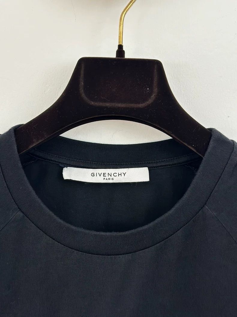 Givenchy Givenchy Ripped Hoodie, Red Size US S / EU 44-46 / 1 - 3 Thumbnail