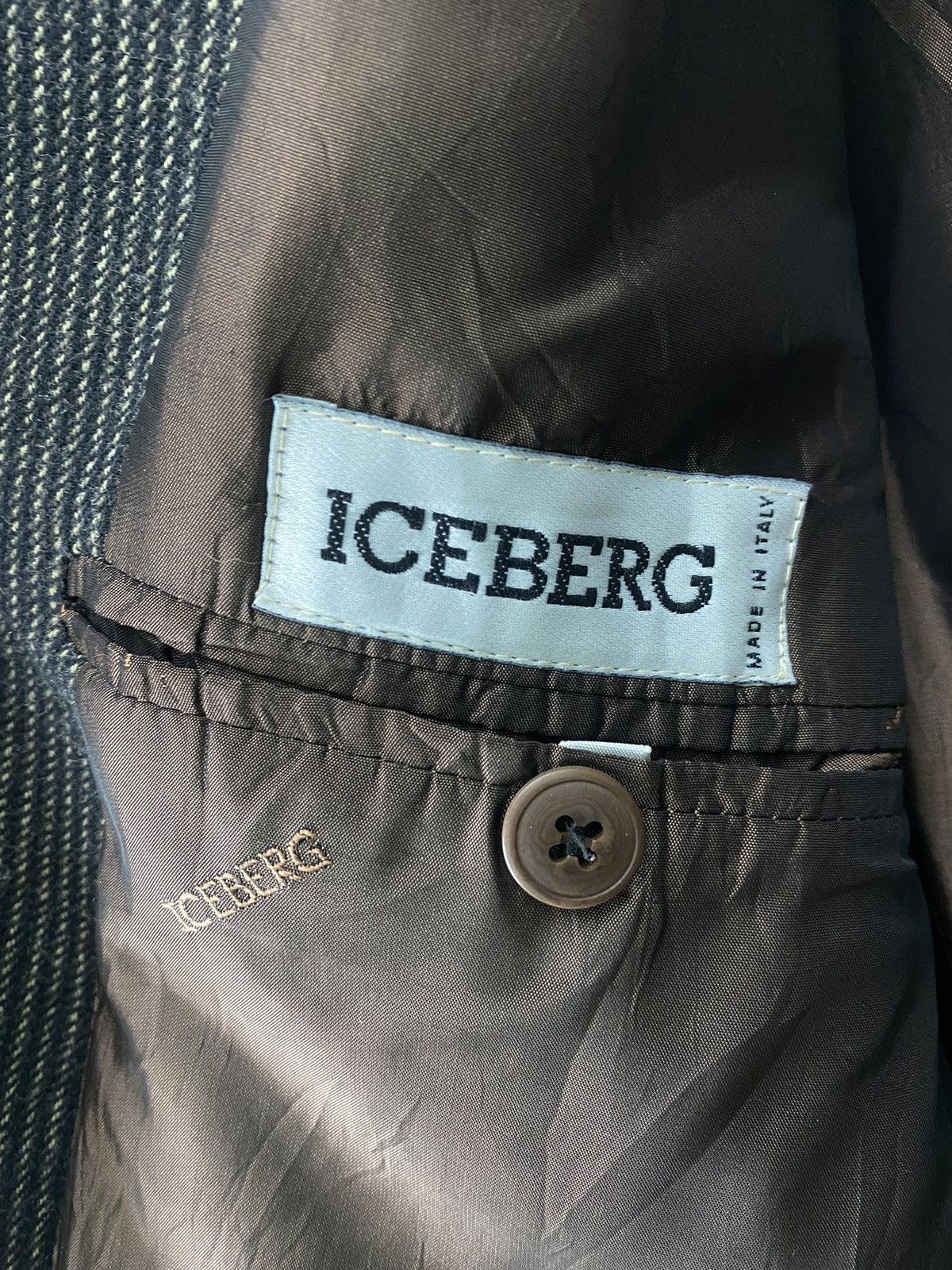 Vintage Icebirg Size US M / EU 48-50 / 2 - 5 Thumbnail