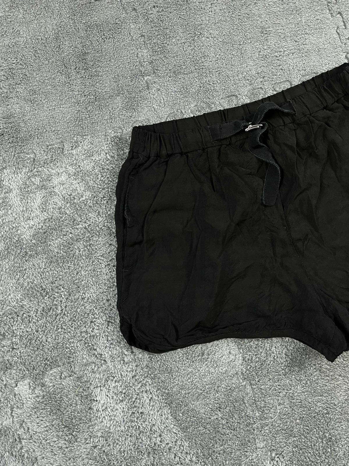 Sandro Vintage Sandro 2000s viscose shorts avantgarde old money Size 26" / US 2 / IT 38 - 2 Thumbnail