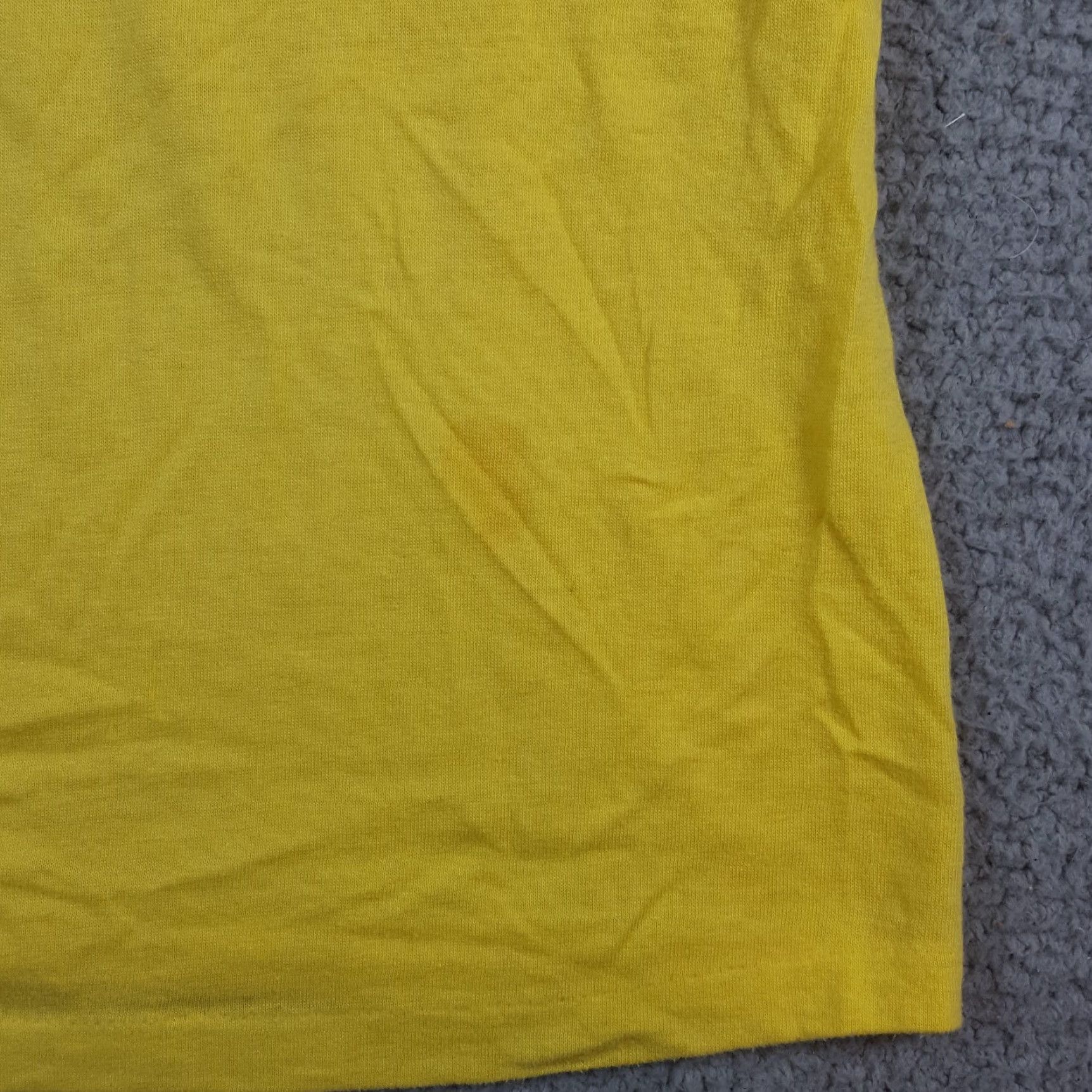 Vintage VINTAGE Signal Las Vegas Gambling Casino Lucky Tee Mens Size L Yellow T-Shirt 90s Poker Slots Retro 90s Vintage Card Game USA Made Size US L / EU 52-54 / 3 - 7 Thumbnail