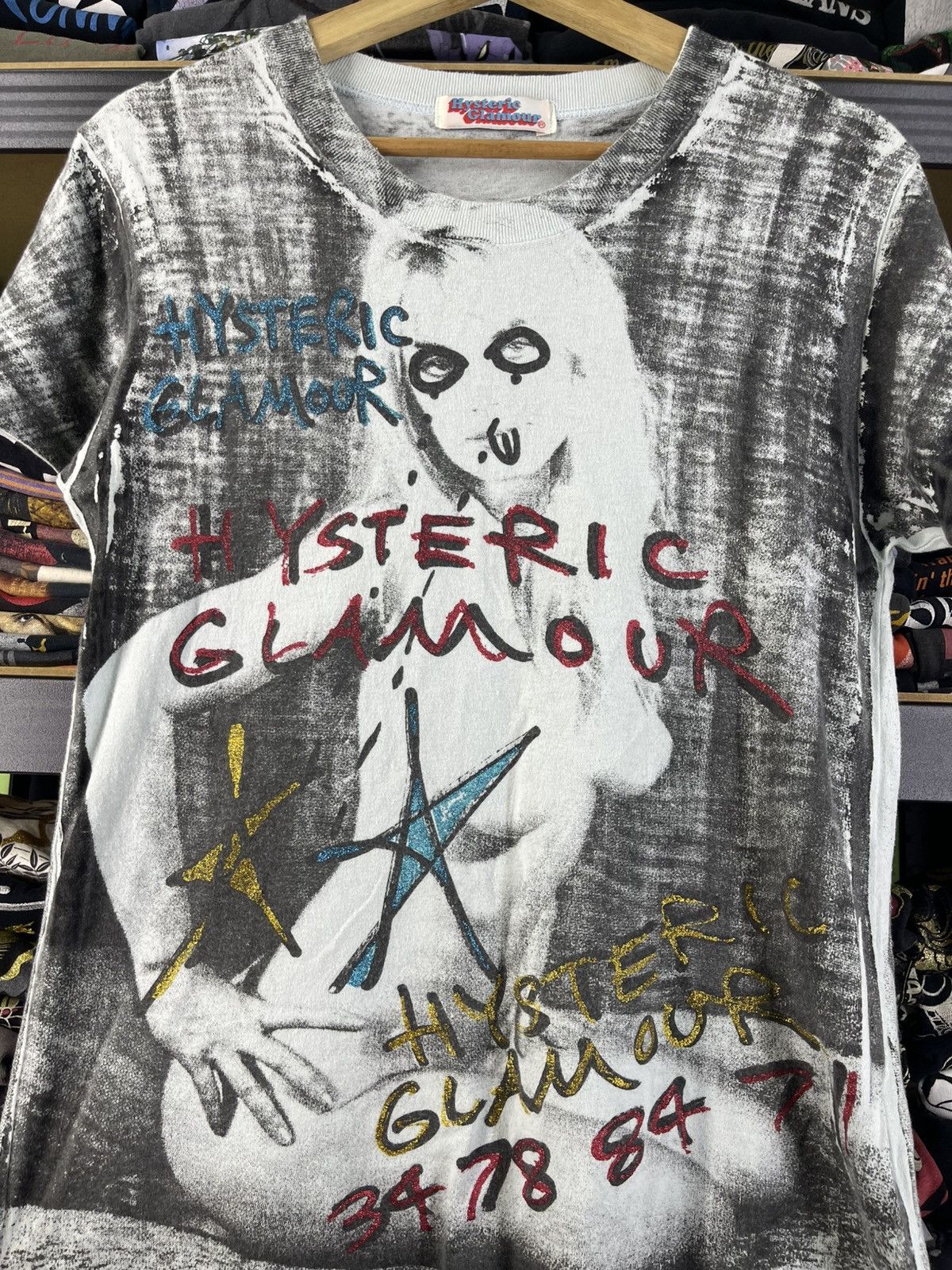 Hysteric Glamour Thrashed Vintage 90's Hysteric Glamour AOP Photoprint Tee Size ONE SIZE - 10 Thumbnail
