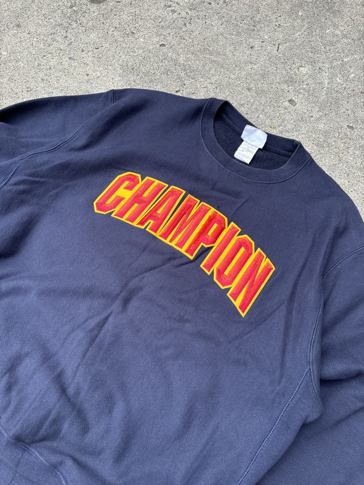 Champion × Vintage vintage embroidered champion crewneck Size US XL / EU 56 / 4 - 2 Thumbnail