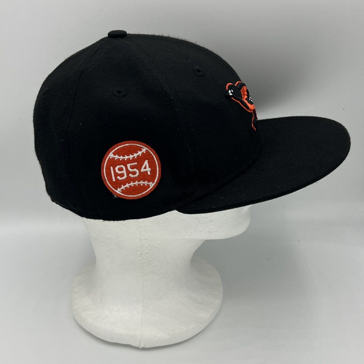 MLB × New Era × Vintage Baltimore ORIOLES Baseball Hat Signed by THE BIRD Mascot - 7 Size ONE SIZE - 3 Thumbnail