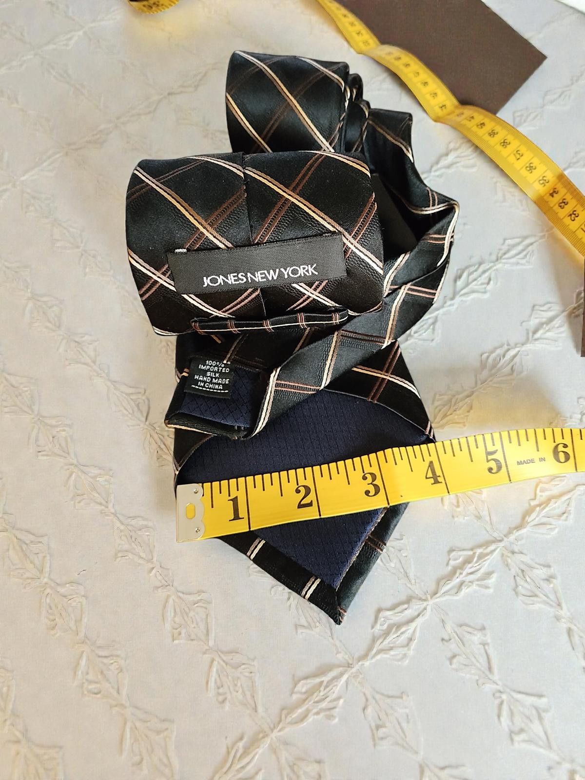 Jones New York Jones New York Handmade 100% Silk Black Plaid Tie Size ONE SIZE - 3 Thumbnail