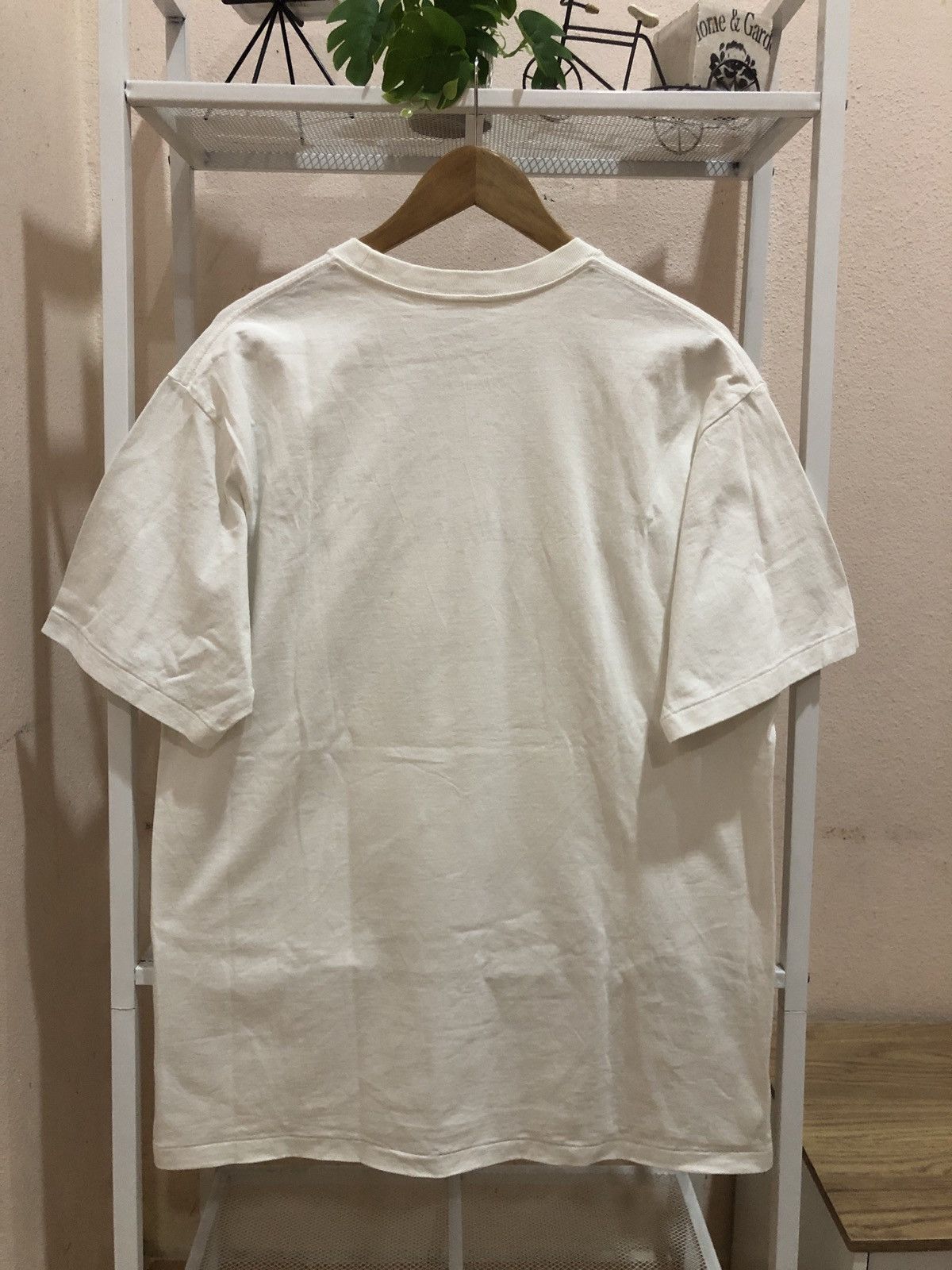 Bape BAPE Ape Head Graffiti Tshirts Size US XL / EU 56 / 4 - 2 Thumbnail