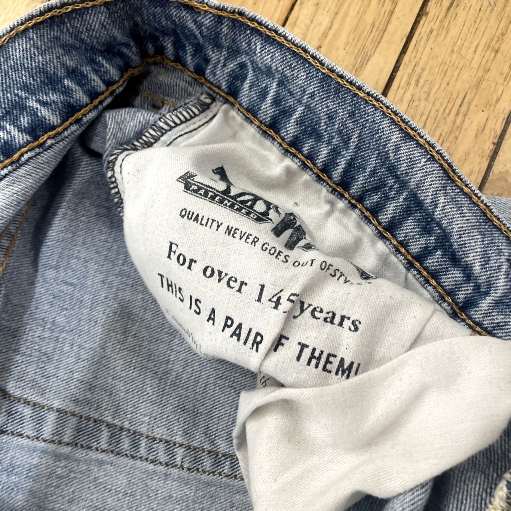 Levi's Levi's Jeans 514 Jeans Men 34x30 26" Light Blue Distressed Slim School Sk8 Denim Size US 34 / EU 50 - 7 Thumbnail