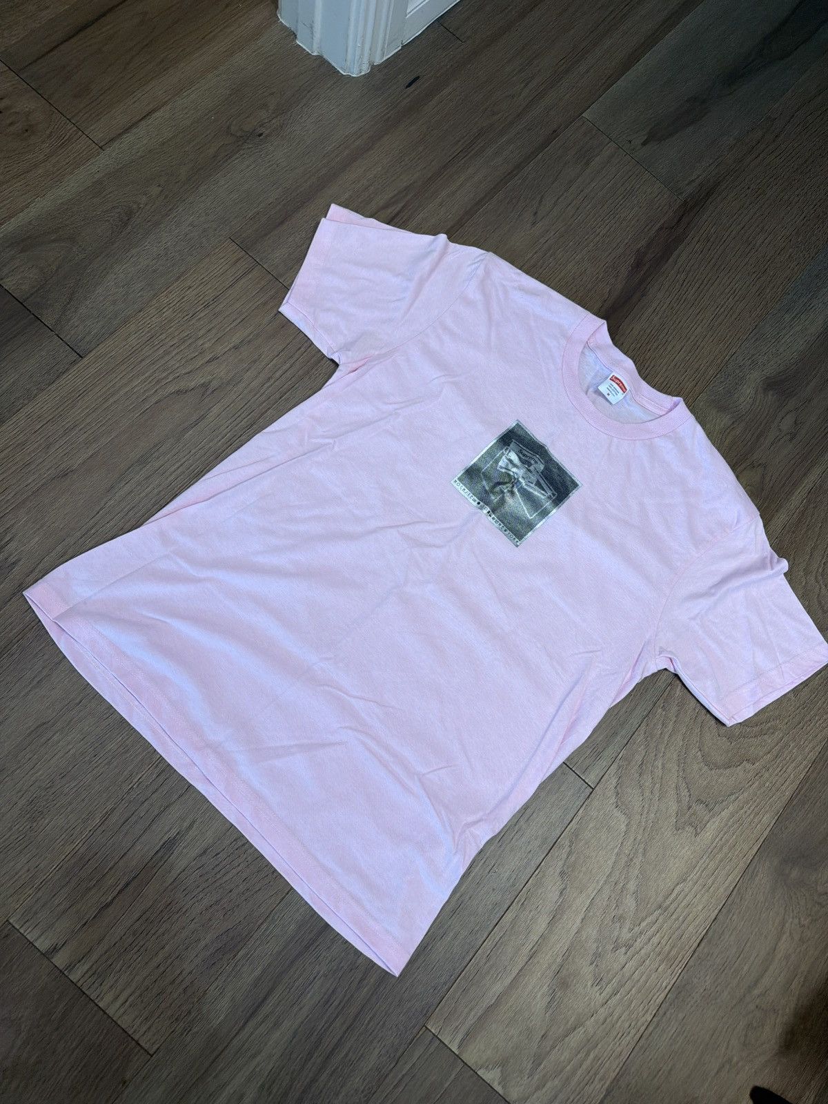 Supreme Supreme Chair Tee Size US M / EU 48-50 / 2 - 2 Thumbnail