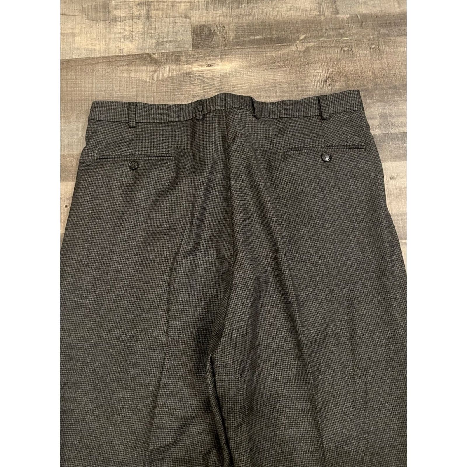 Brooks Brothers VINTAGE Brooks Brothers Pants Mens 36 Gray Wool Houndstooth Plaid Cuffed Dress Pants Regular Mens Size US 36 / EU 52 - 4 Thumbnail
