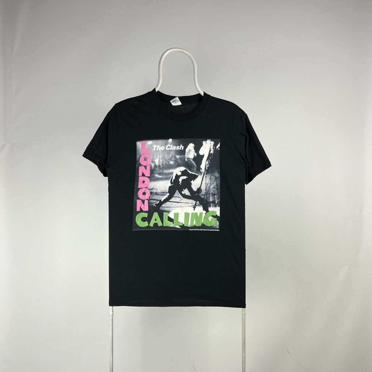 Band Tees The clash London calling Tshirt rock memorial size Medium Size US M / EU 48-50 / 2 - 1 Thumbnail