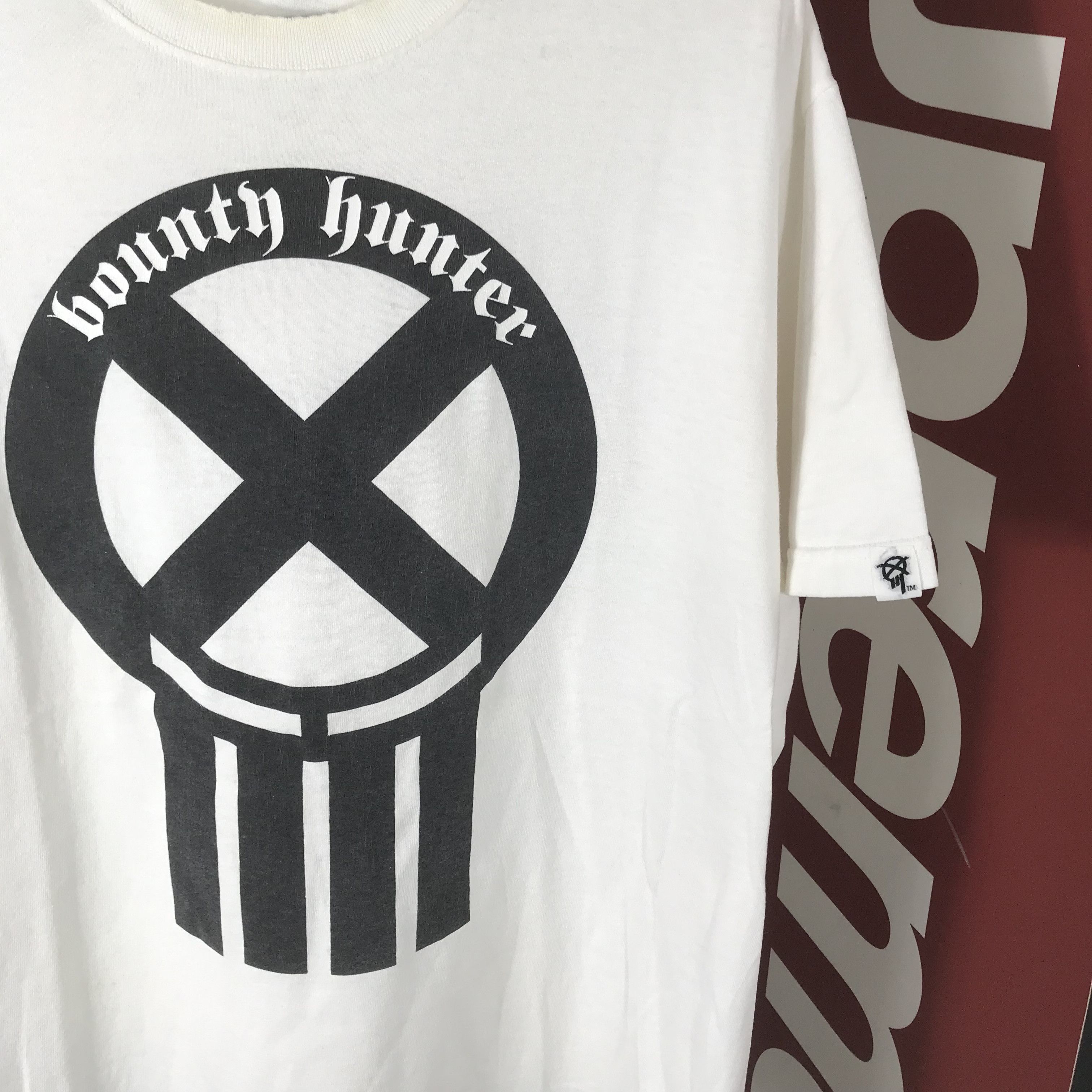 Bounty Hunter Vintage thrashed bounty hunter skull iconic big logo tshirt Size US L / EU 52-54 / 3 - 3 Thumbnail
