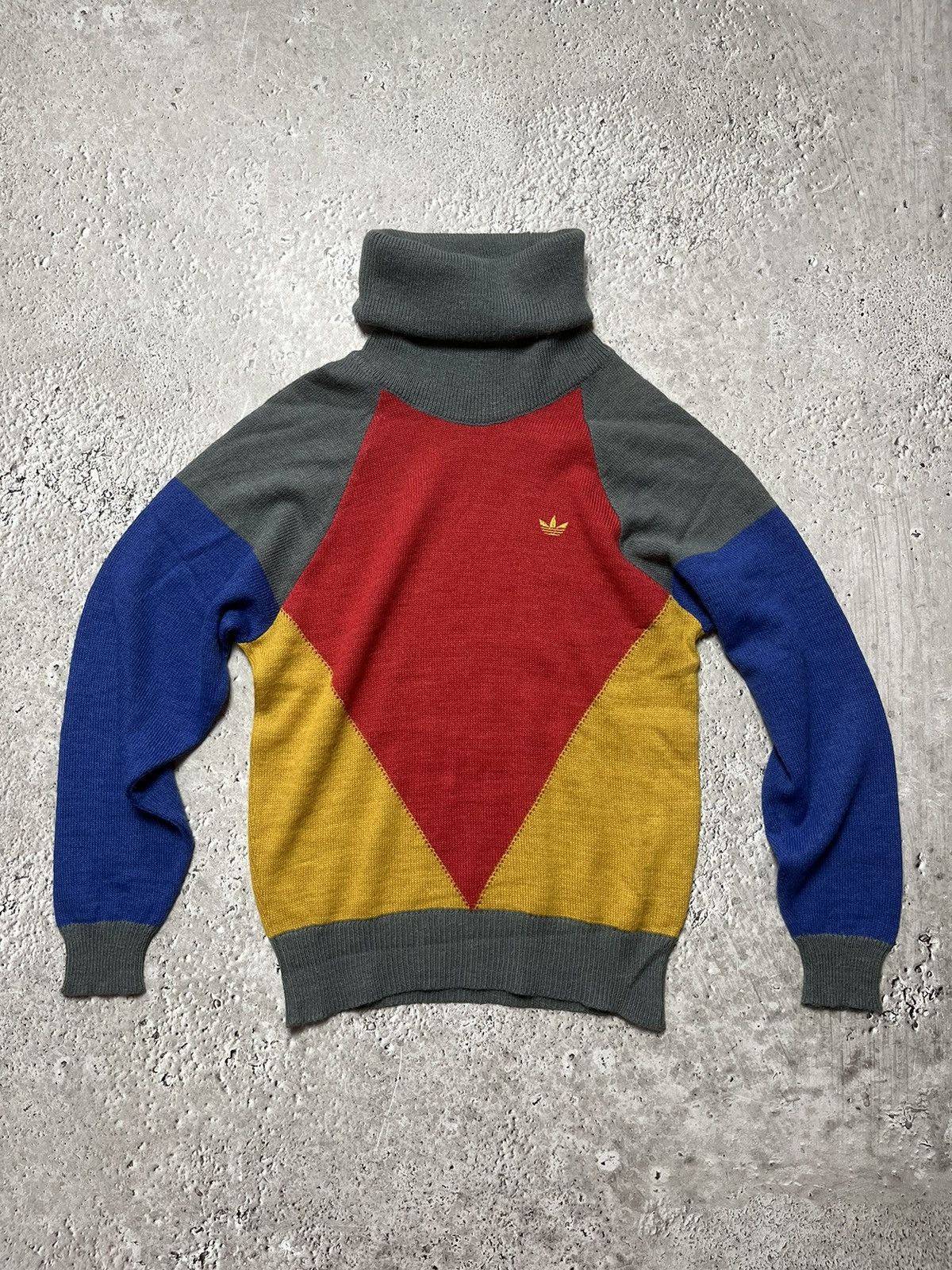 Adidas 80s vintage made in Austria woman’s sweater