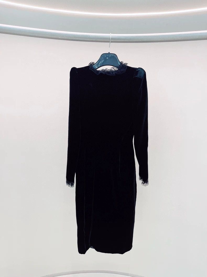 Saint Laurent Paris Saint Laurent Paris Black Velvet Lace Dress Size XXS / US 00 / IT 34 - 2 Thumbnail