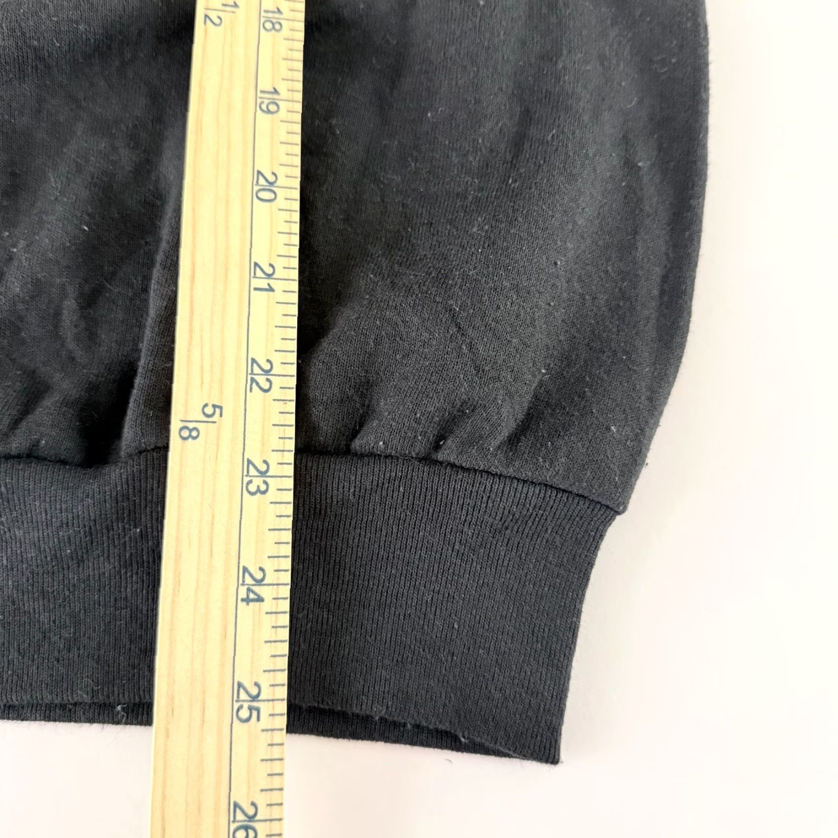 Fruit Of The Loom VINTAGE Fruit of the Loom Sweatshirt Unisex Adults Small Black 90s USA Taj Mahal Logo MAGA Rare Size US S / EU 44-46 / 1 - 6 Thumbnail