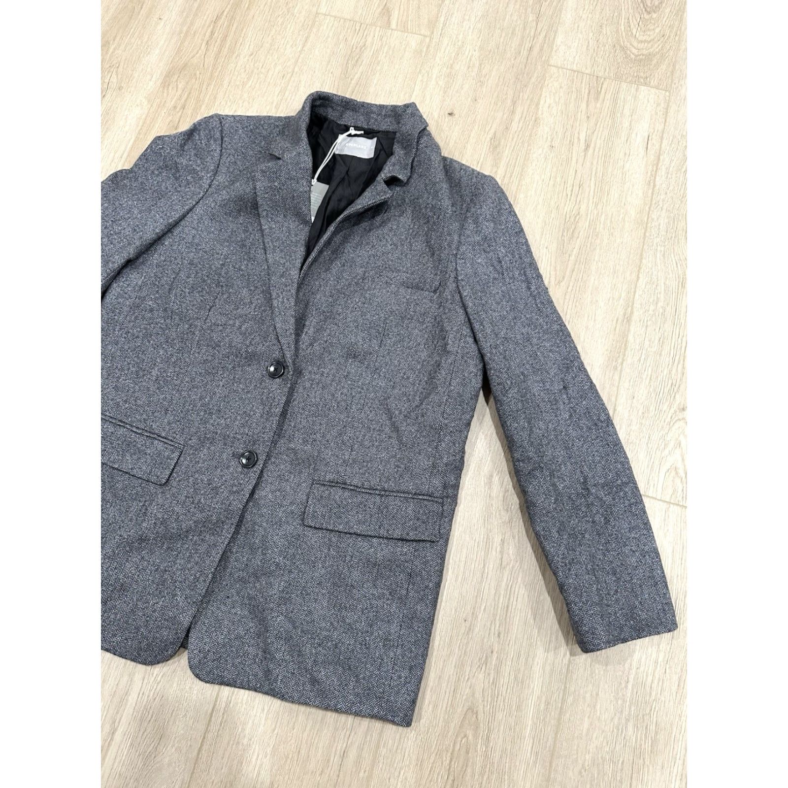 Everlane NWT Everlane Gray Herringbone The Oversized Single Breasted Blazer Wool Size 10 Women Jacket Blazer Size L / US 10 / IT 46 - 2 Thumbnail