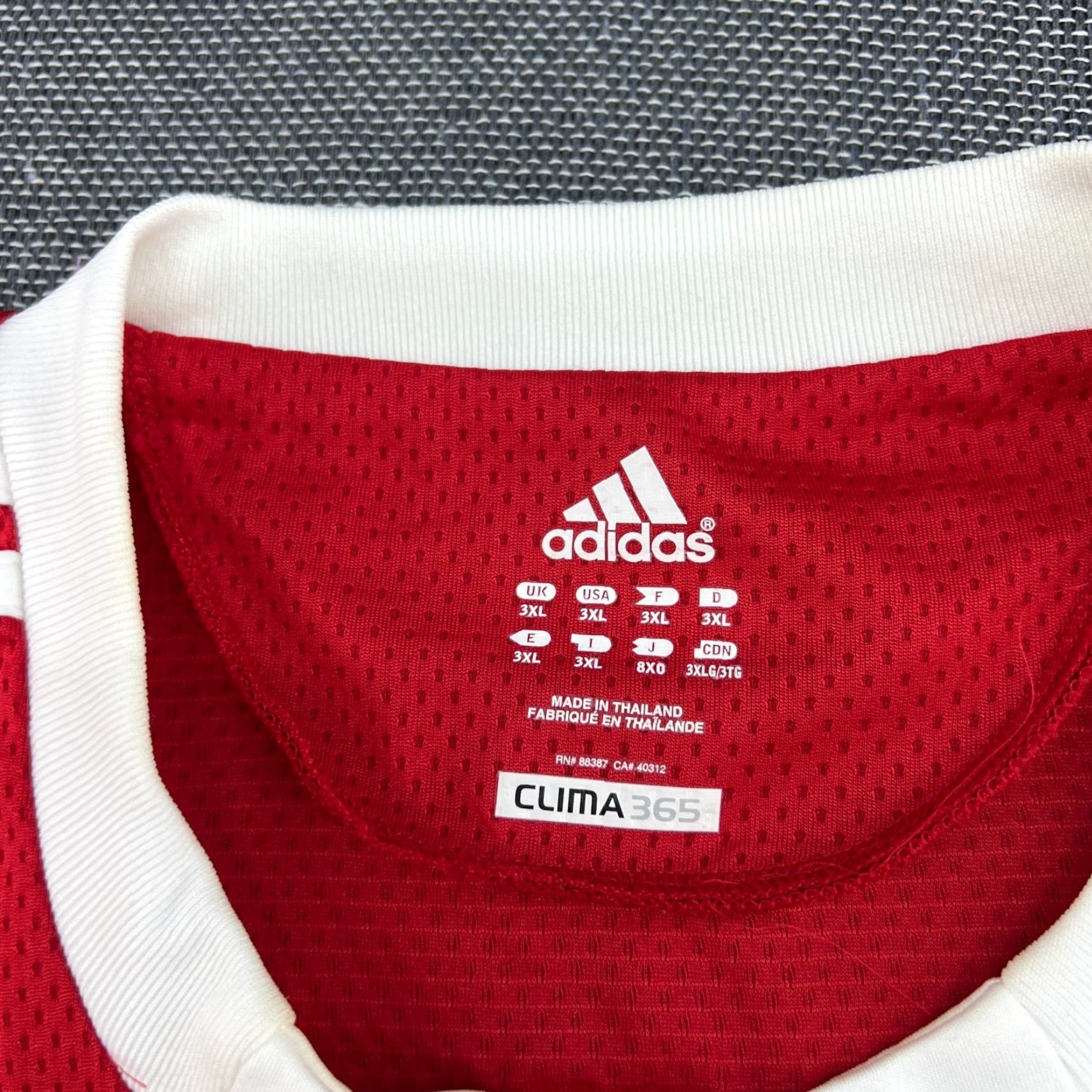 Adidas Bayern Munich 2009 2010 Home Football Jersey Mens 3XL Adidas Red Jersey Mens 3XL Red Football Shirt Adidas Mens Vintage Size US XXL / EU 58 / 5 - 4 Thumbnail